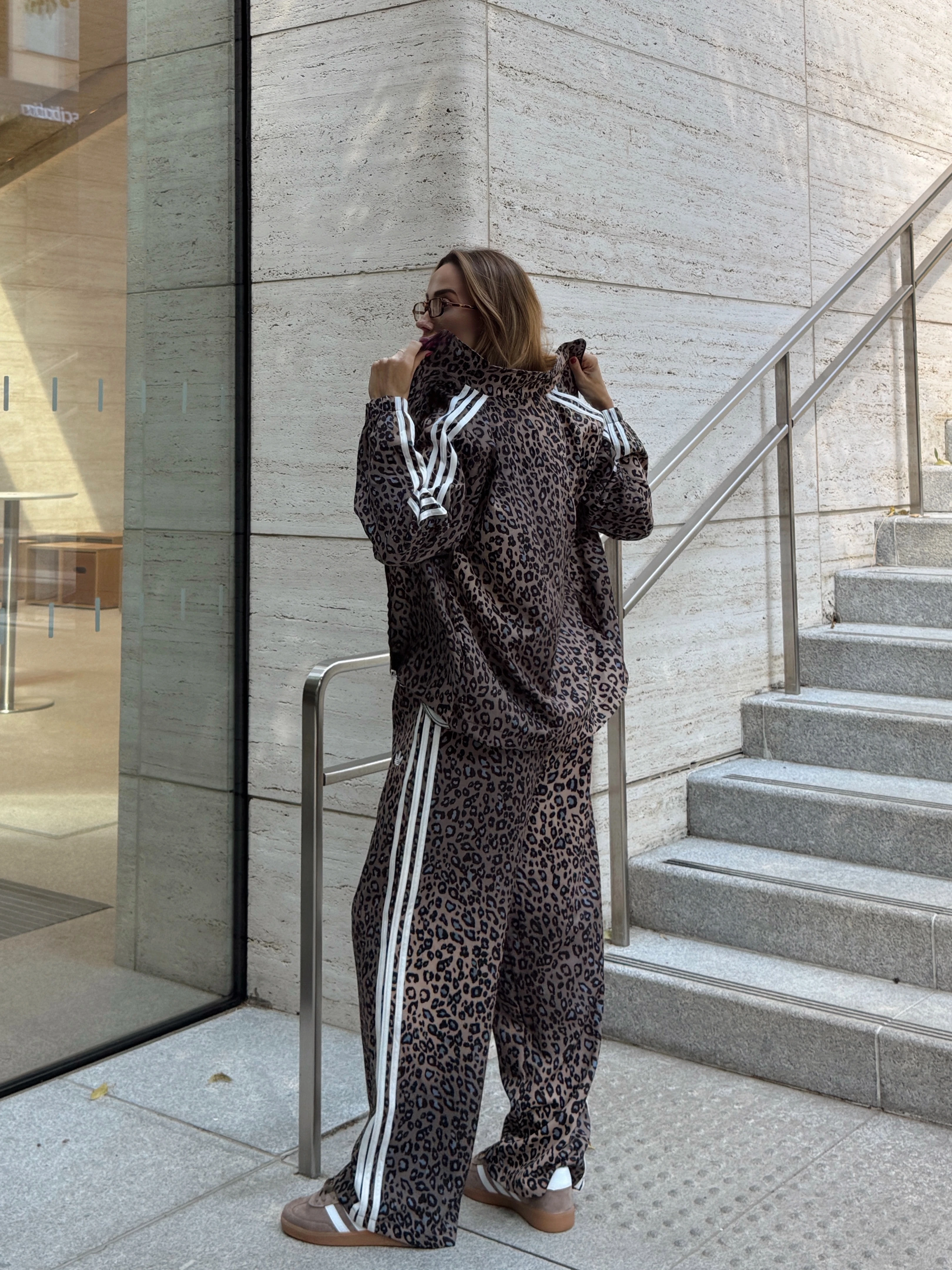 ADİDAS LEOPAR ÜÇLÜ TAKIM