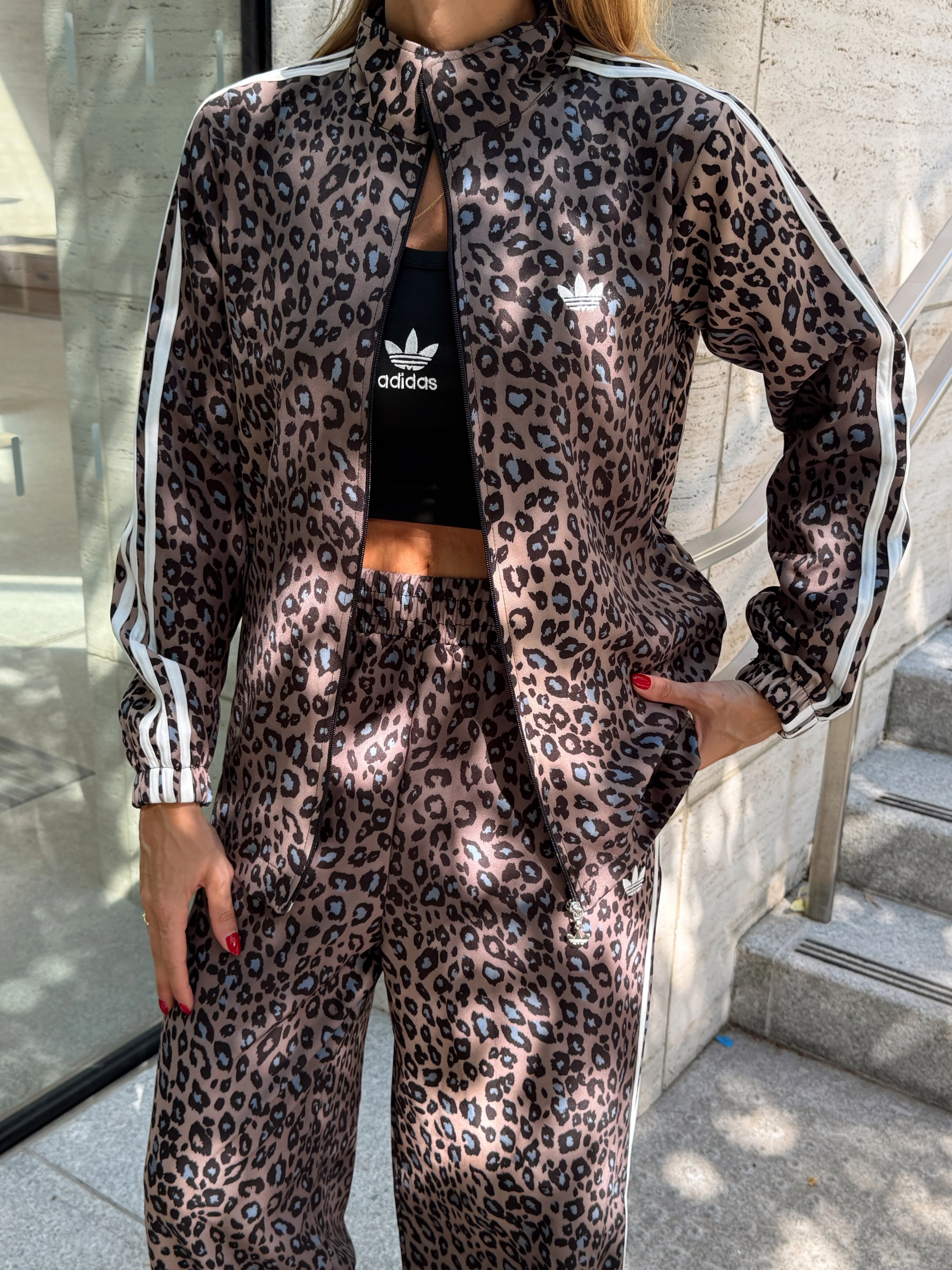 ADİDAS LEOPAR ÜÇLÜ TAKIM