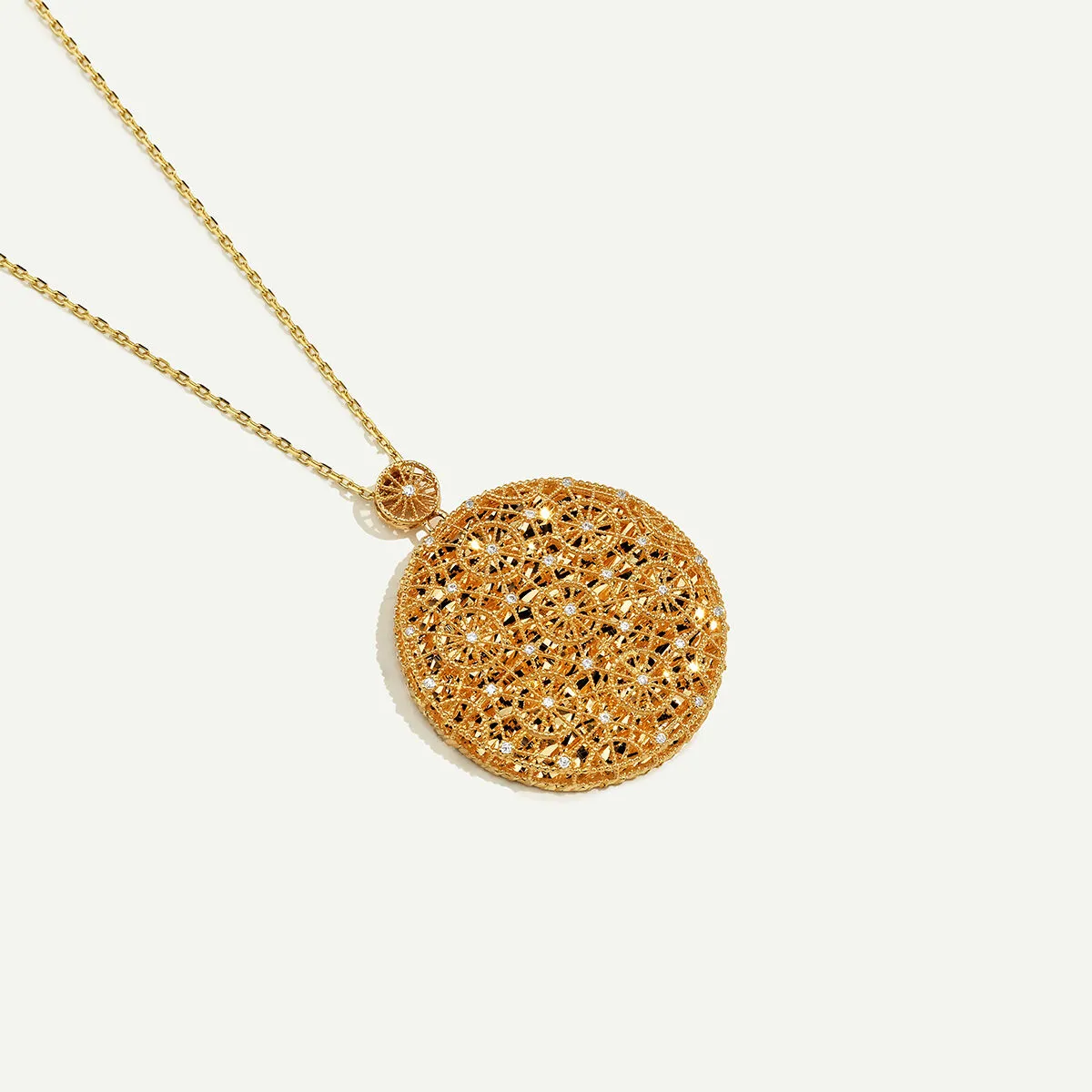 14 Ayar Dantel İşlemeli Yuvarlak Kolye