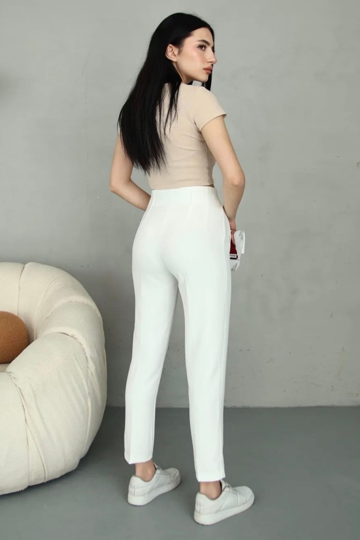 Yüksek Bel Pensli Dar Paça Toparlayıcı Pantolon TP4141 - beyaz