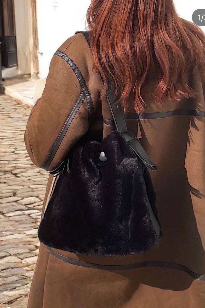 Mıknatıslı Peluş Çanta M6656