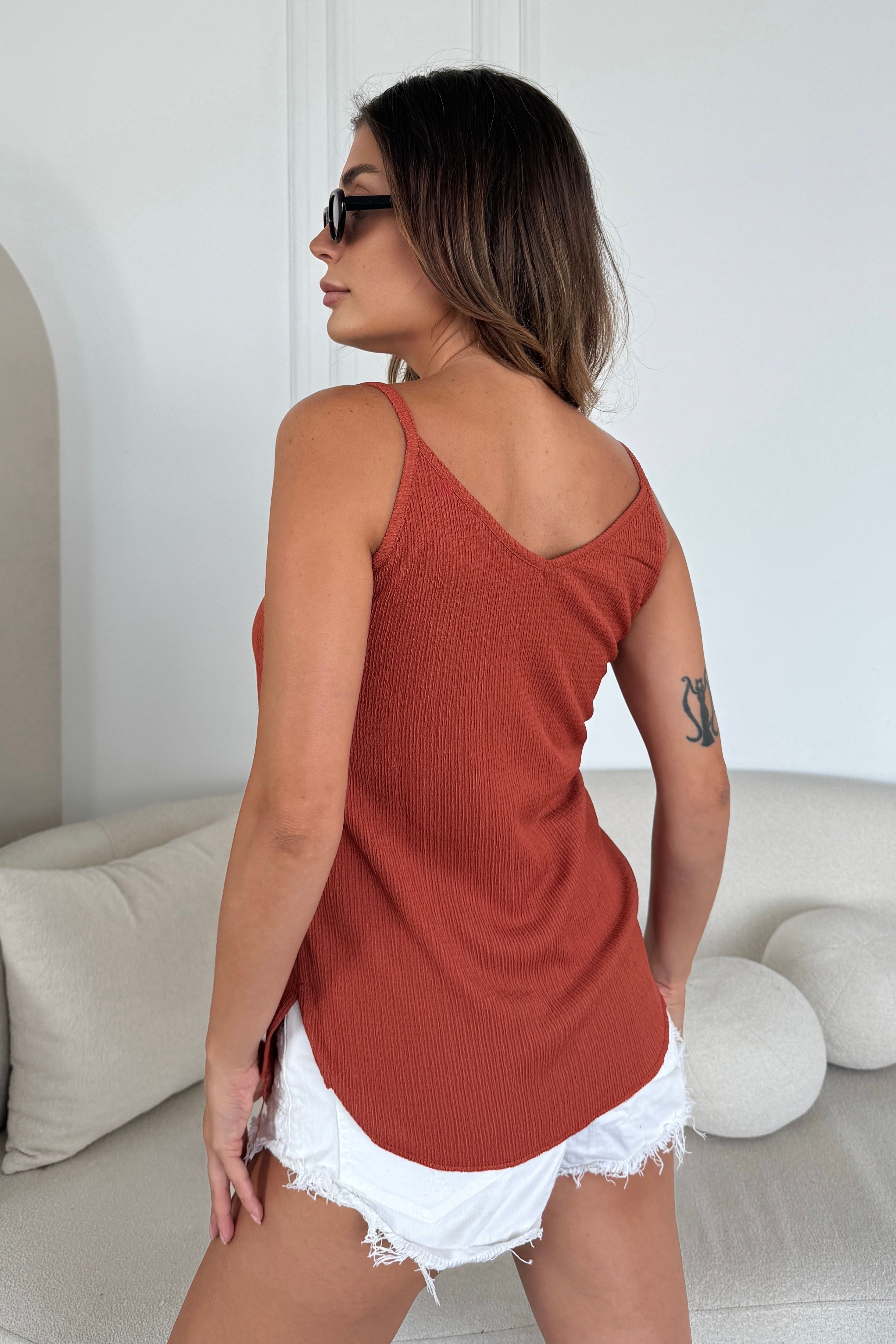Askılı Krinkıl Dokulu Bluz Y3617 - tarçın