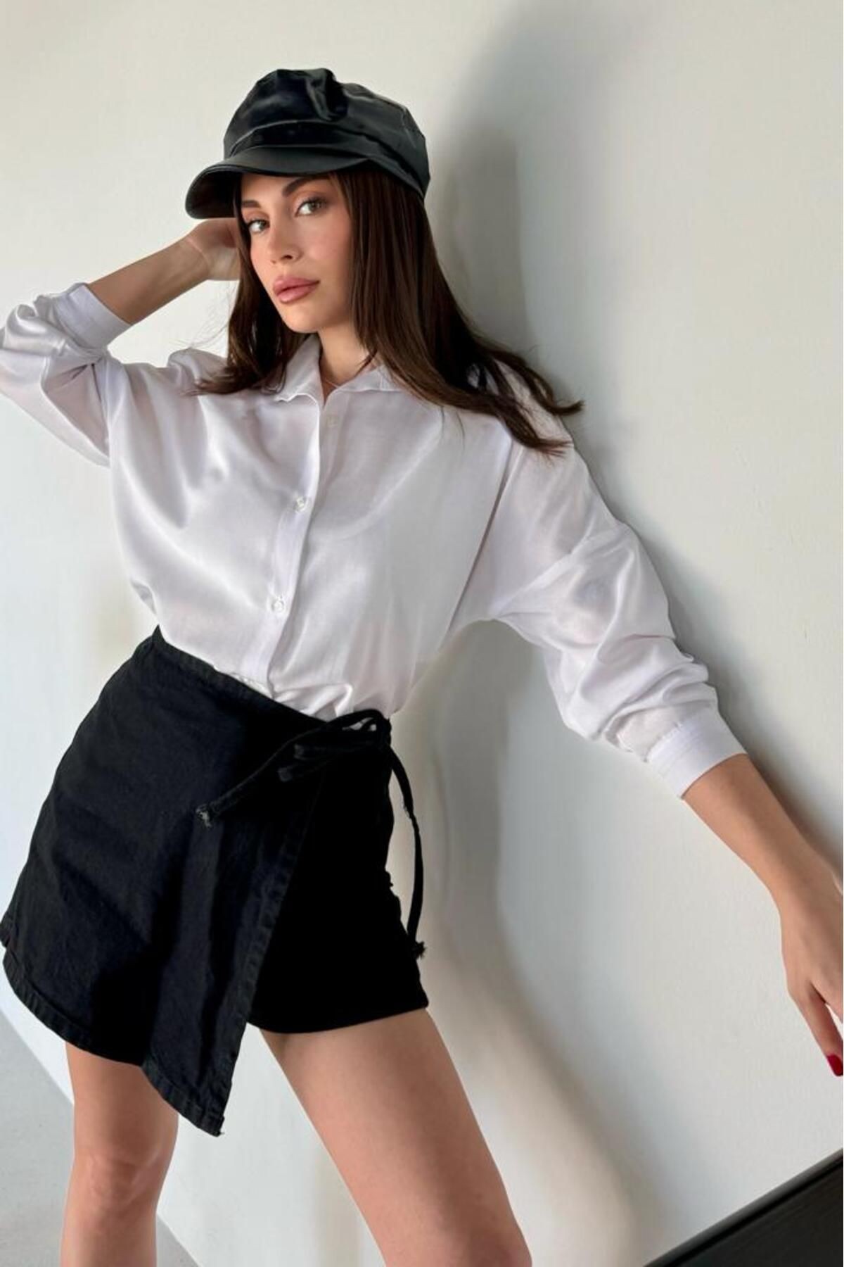 Kadın Beyaz Oversize Uzun Basic Gömlek