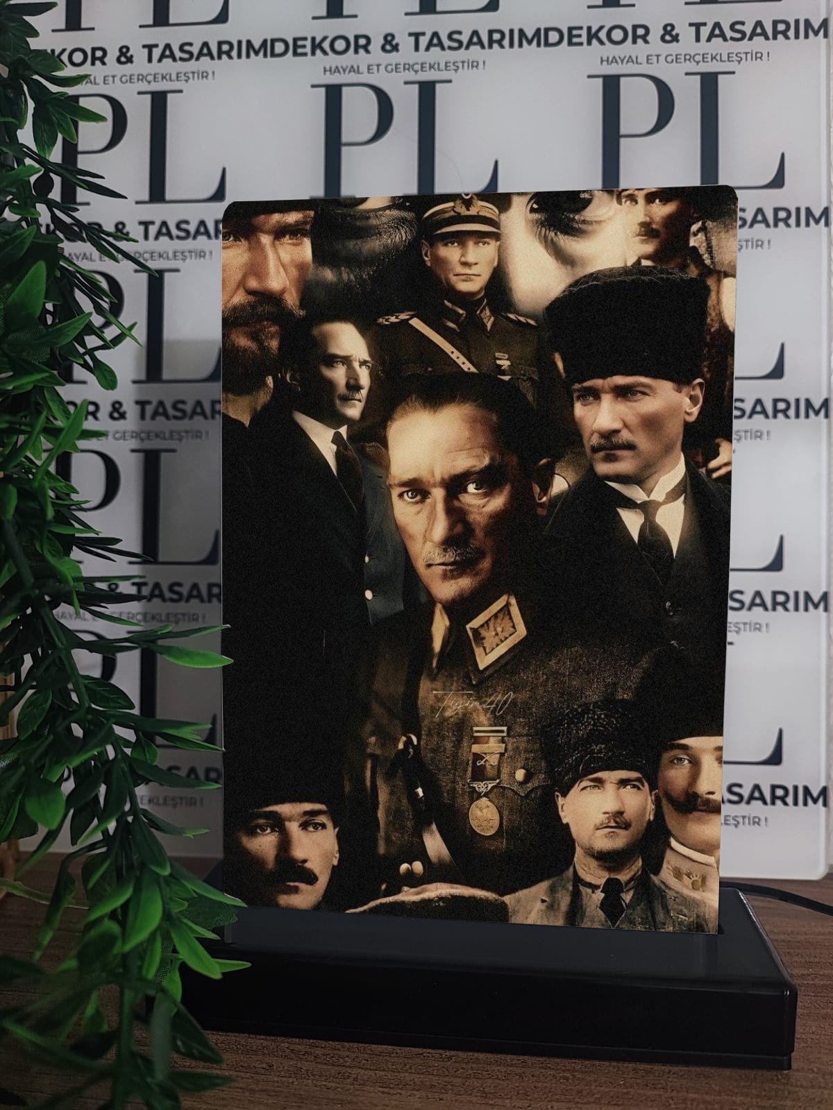 Atatürk Görselli Gece Lambası - 13