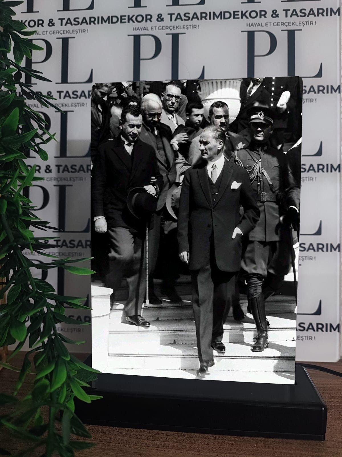 Atatürk Görselli Gece Lambası - 22
