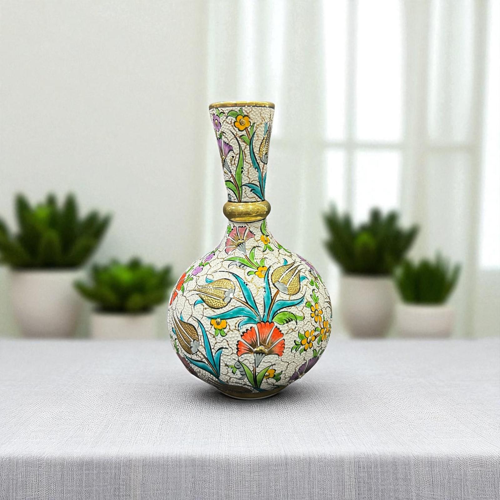 El Yapımı Özel Çini Desenli Saf Altın İşlemeli Dekoratif Vazo 30 cm