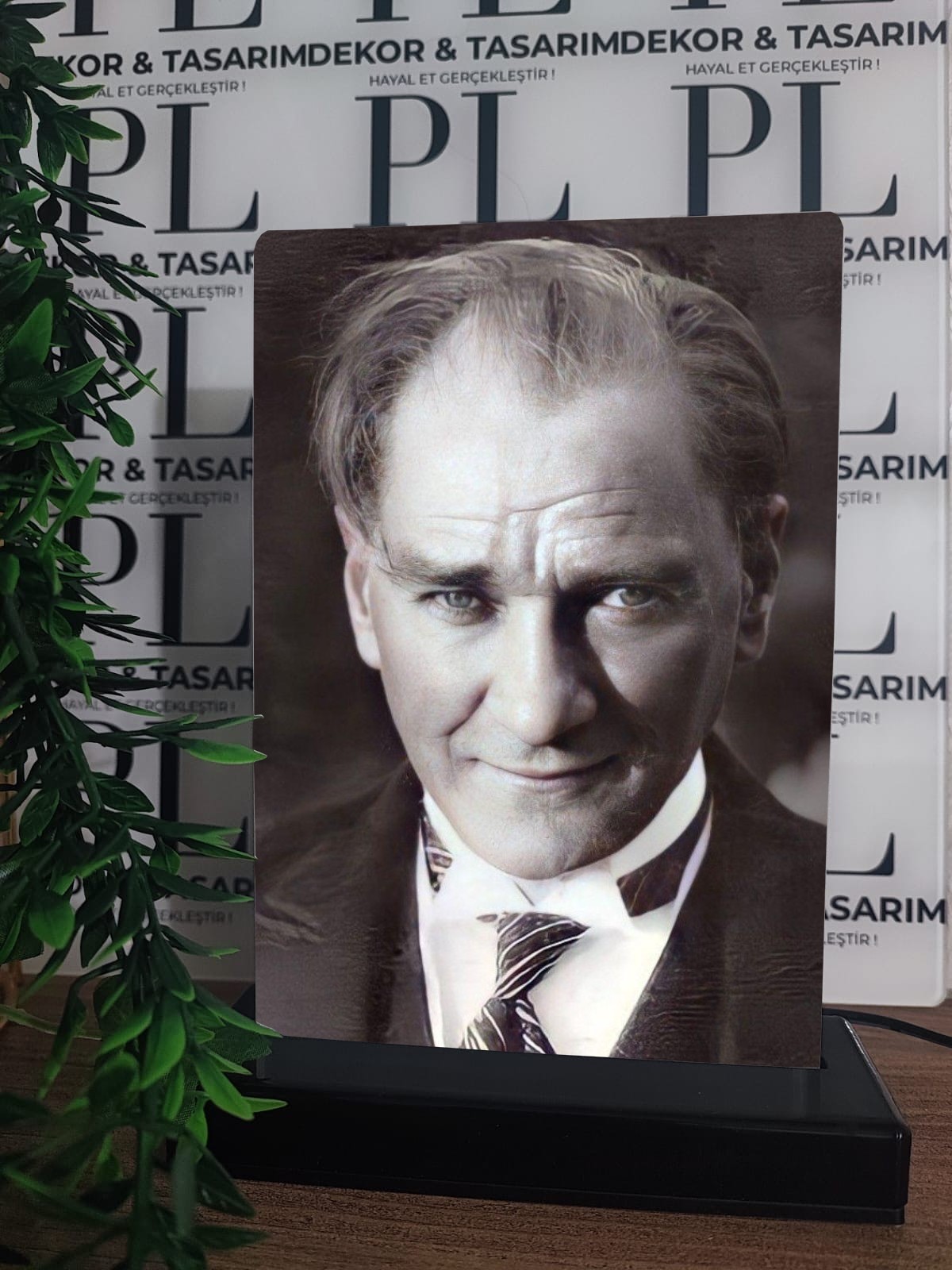 Atatürk Görselli Gece Lambası - 17