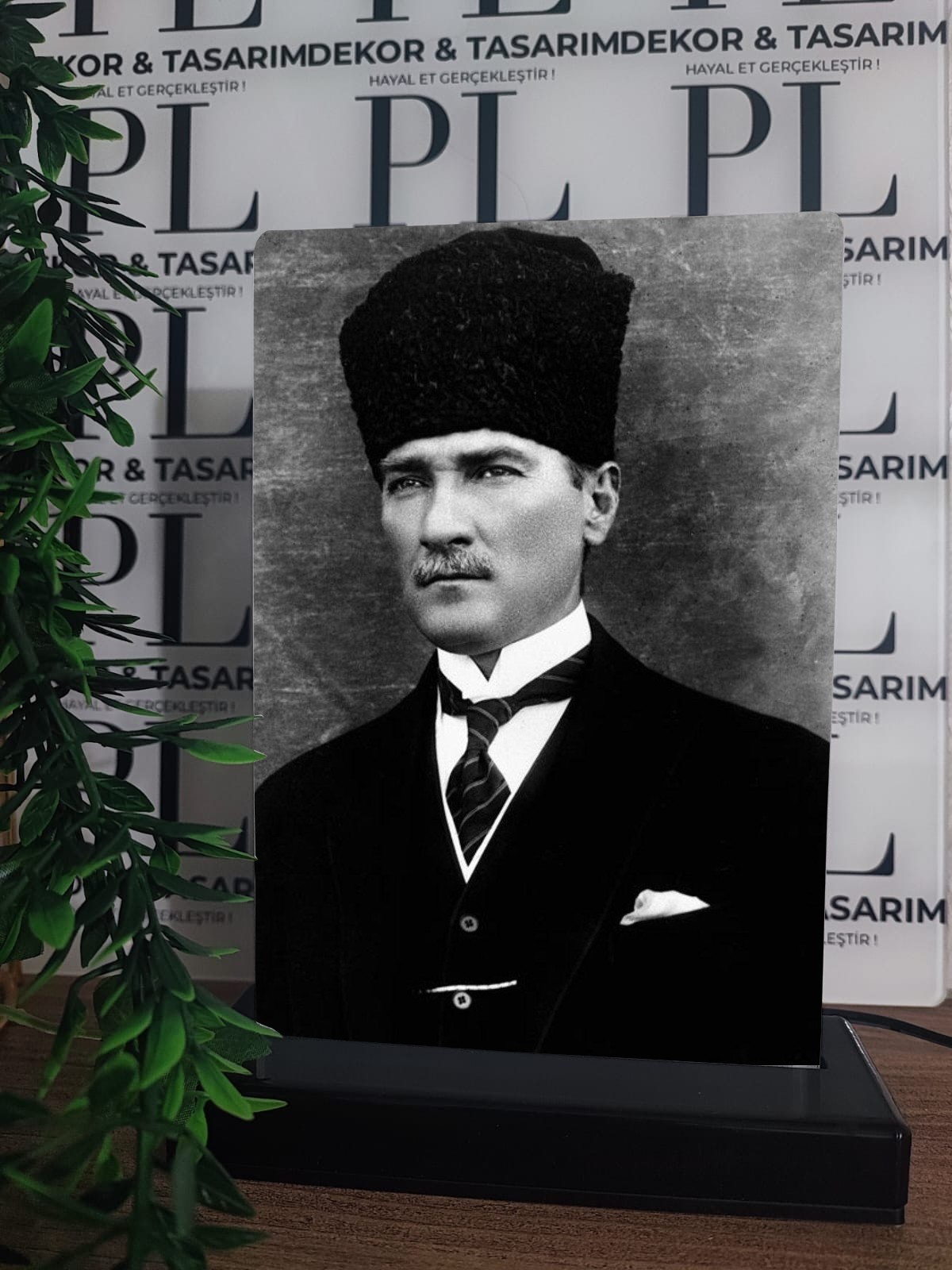 Atatürk Görselli Gece Lambası - 25