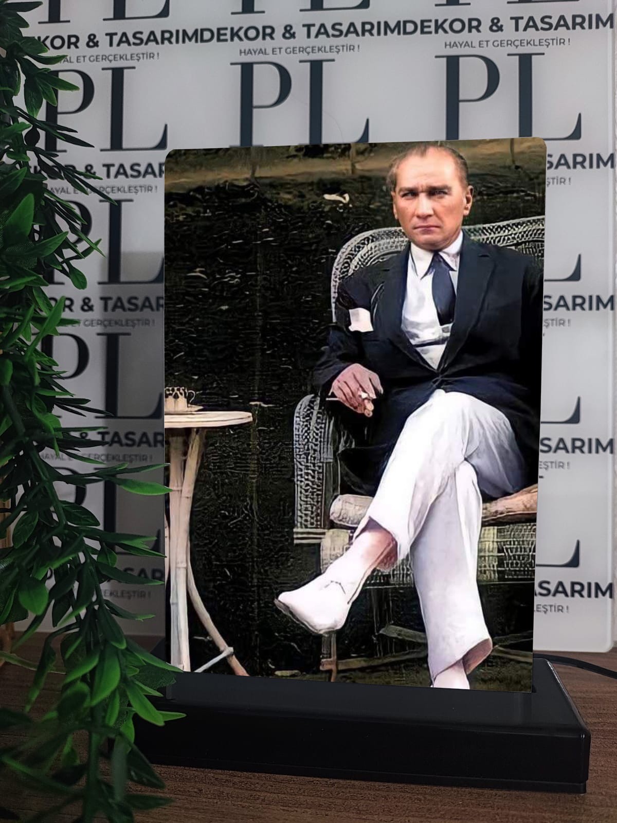 Atatürk Görselli Gece Lambası - 01