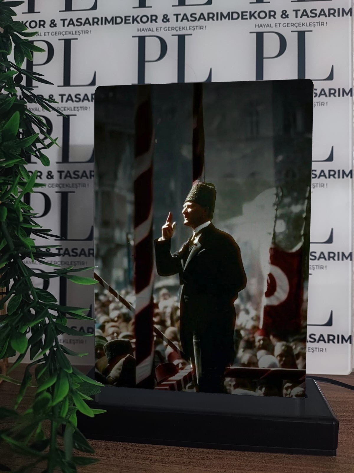 Atatürk Görselli Gece Lambası - 21