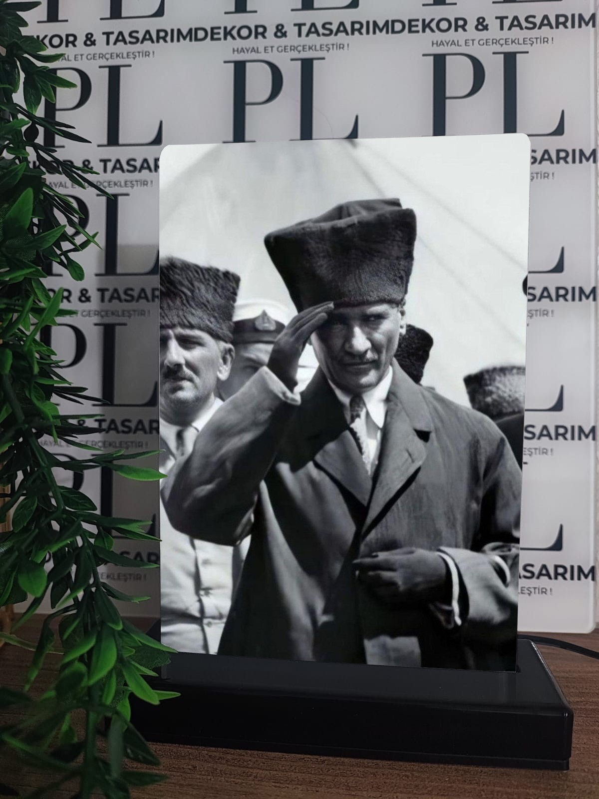 Atatürk Görselli Gece Lambası - 19