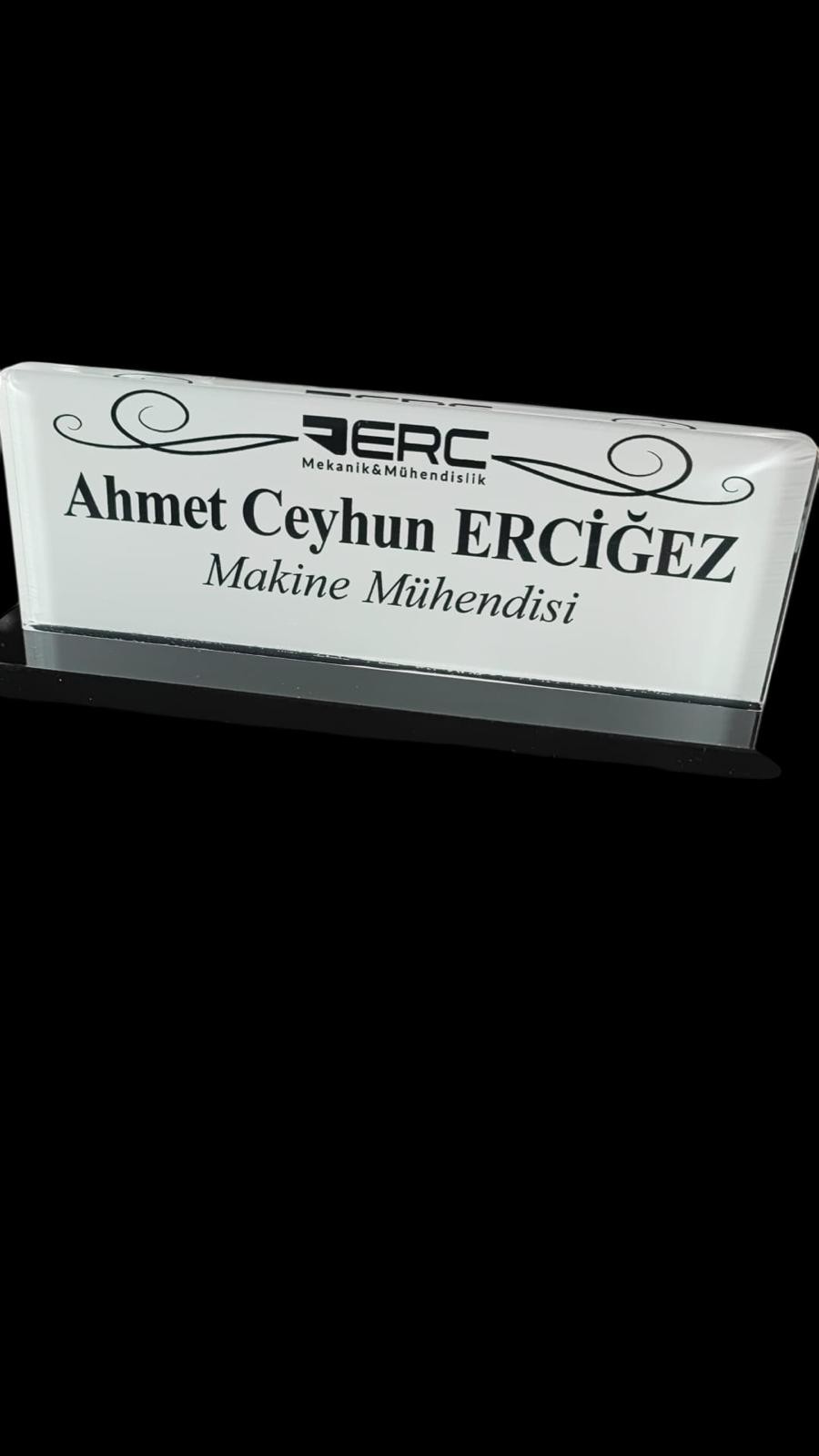 Kişiye Özel Masaüstü İsimlikler