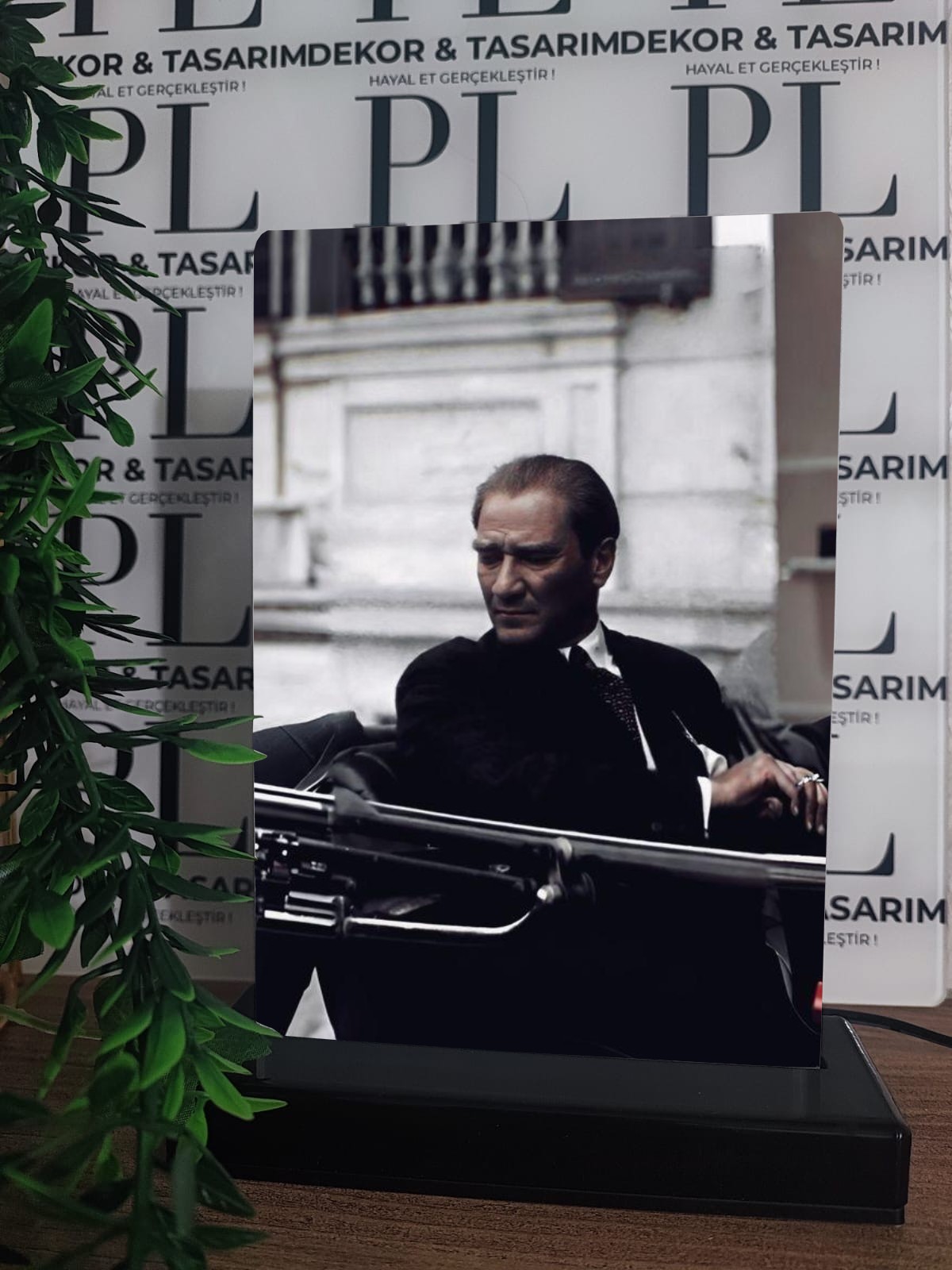 Atatürk Görselli Gece Lambası - 20