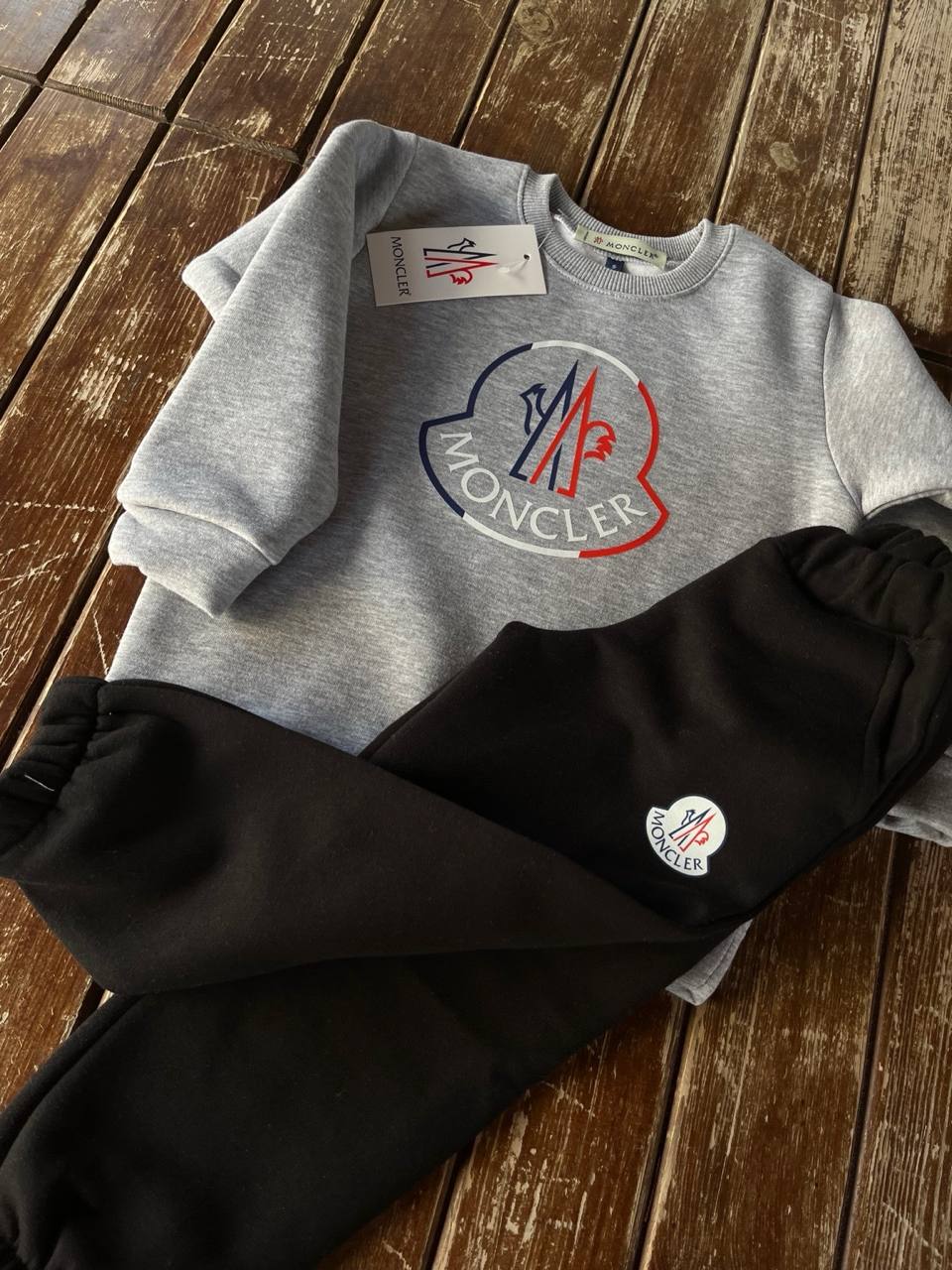 MONCHLER KIŞLIK ŞARDONLU TAKIM