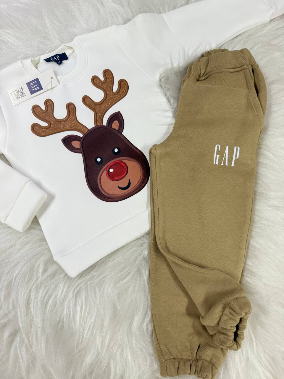 GEYİKLİ KIŞLIK ŞARDONLU TAKIM