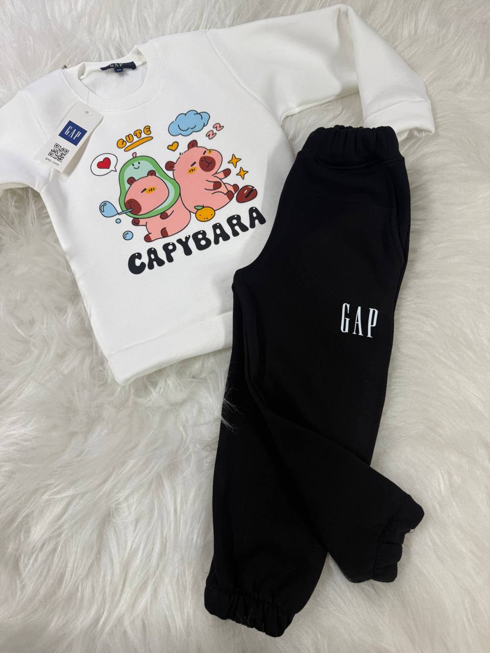 Capybara kışlık çocuk takımı