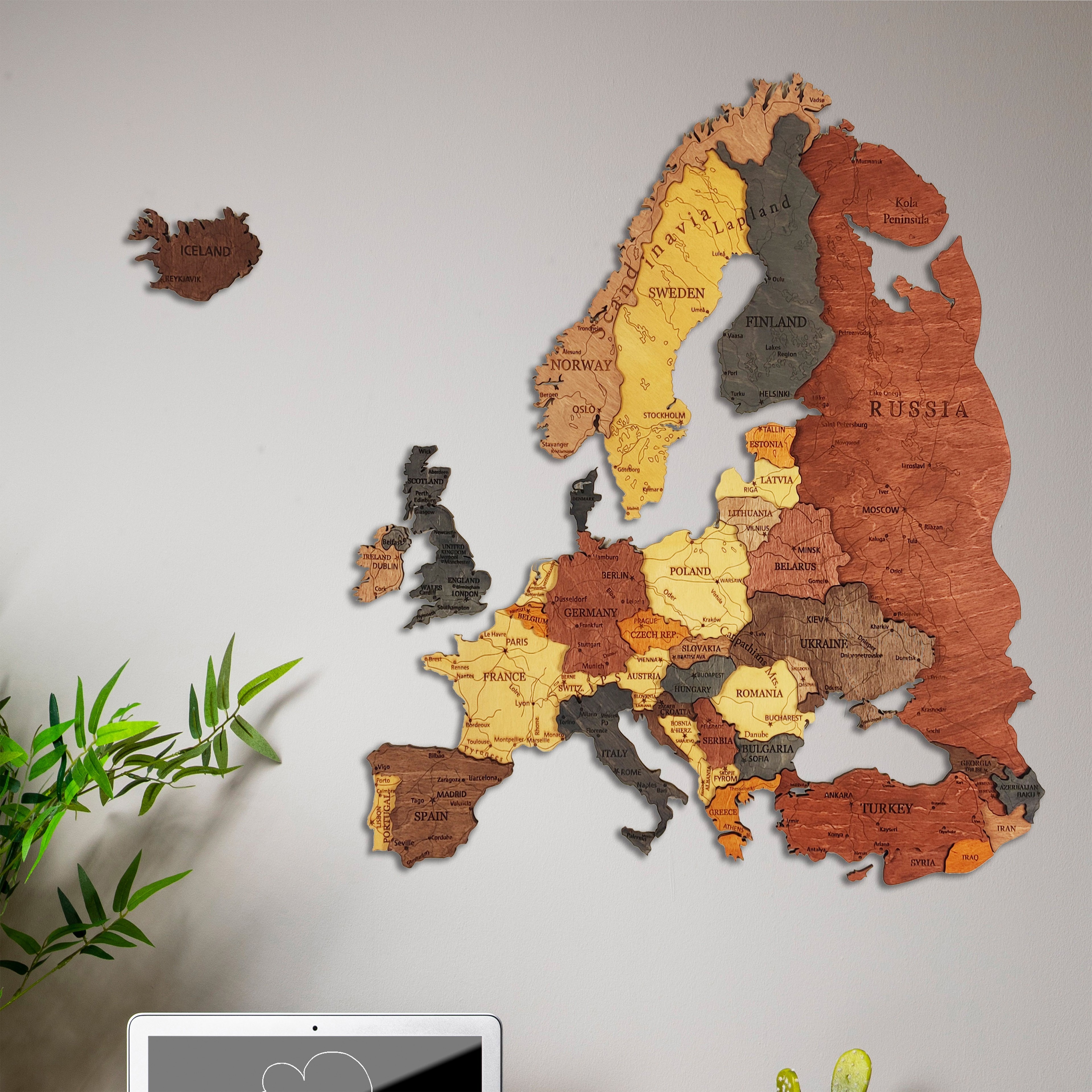 517 - Ahşap Avrupa Haritası