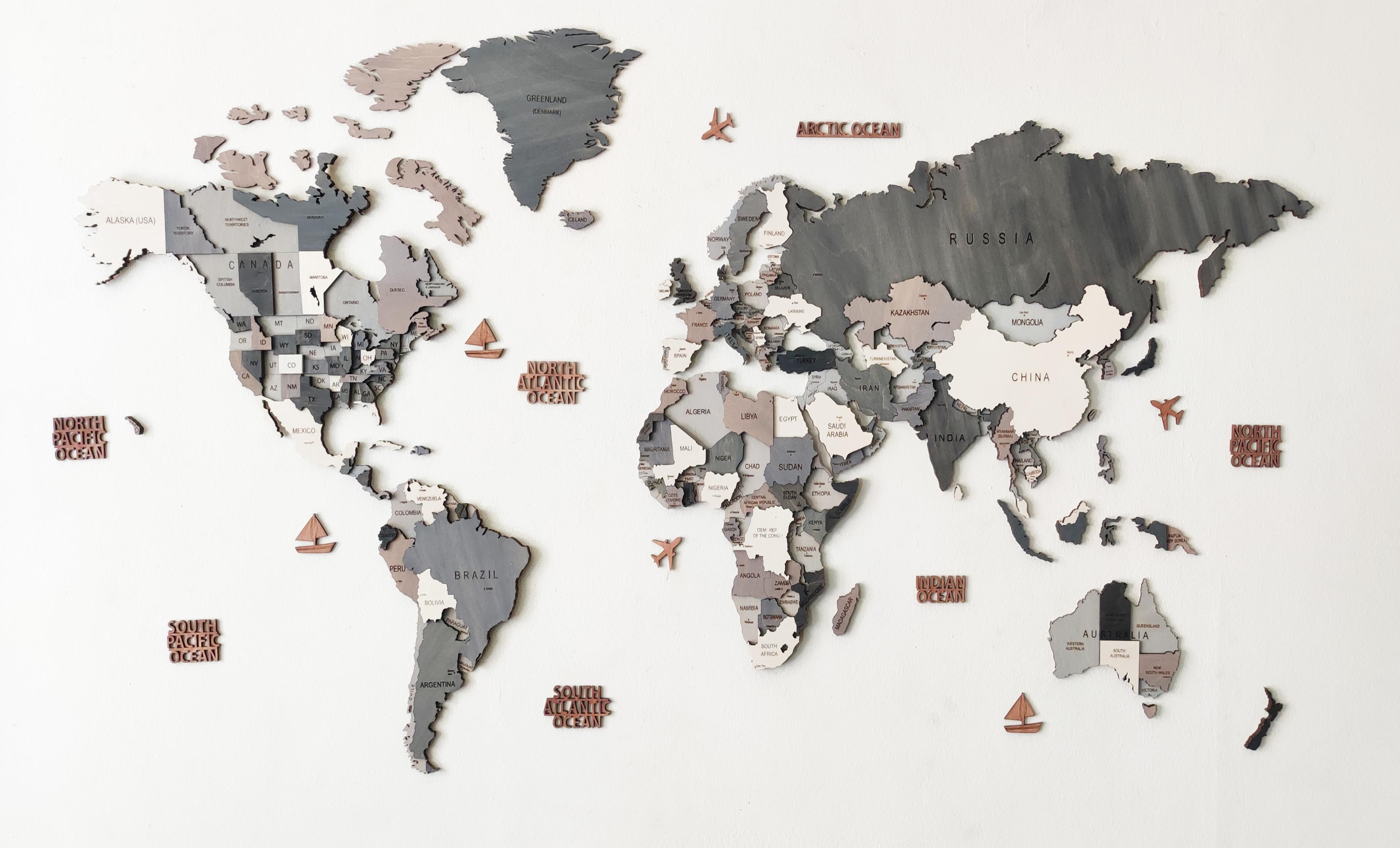 511 - Wooden World Map (Grey)