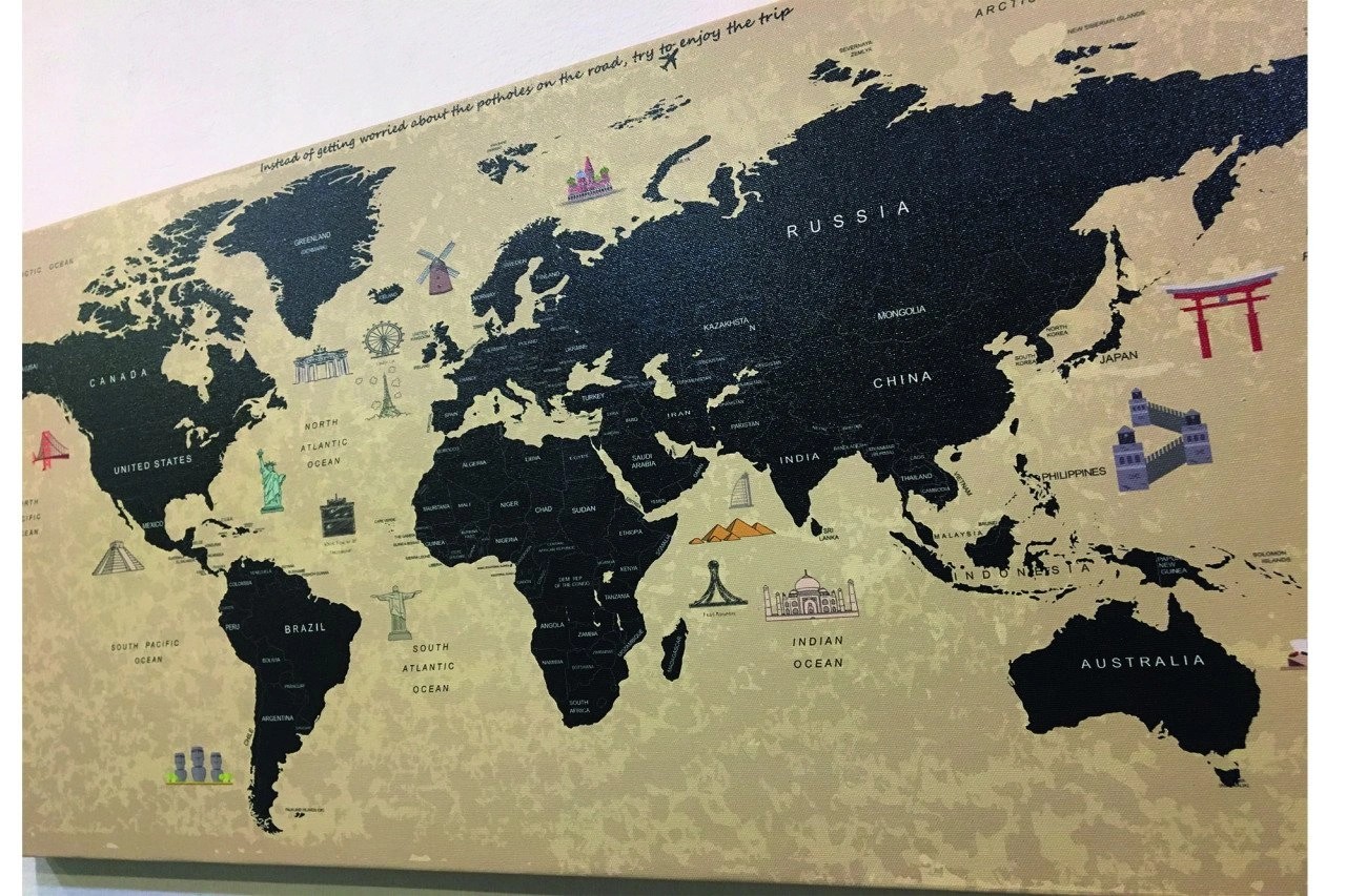 217 - Siyah Dünya Haritası