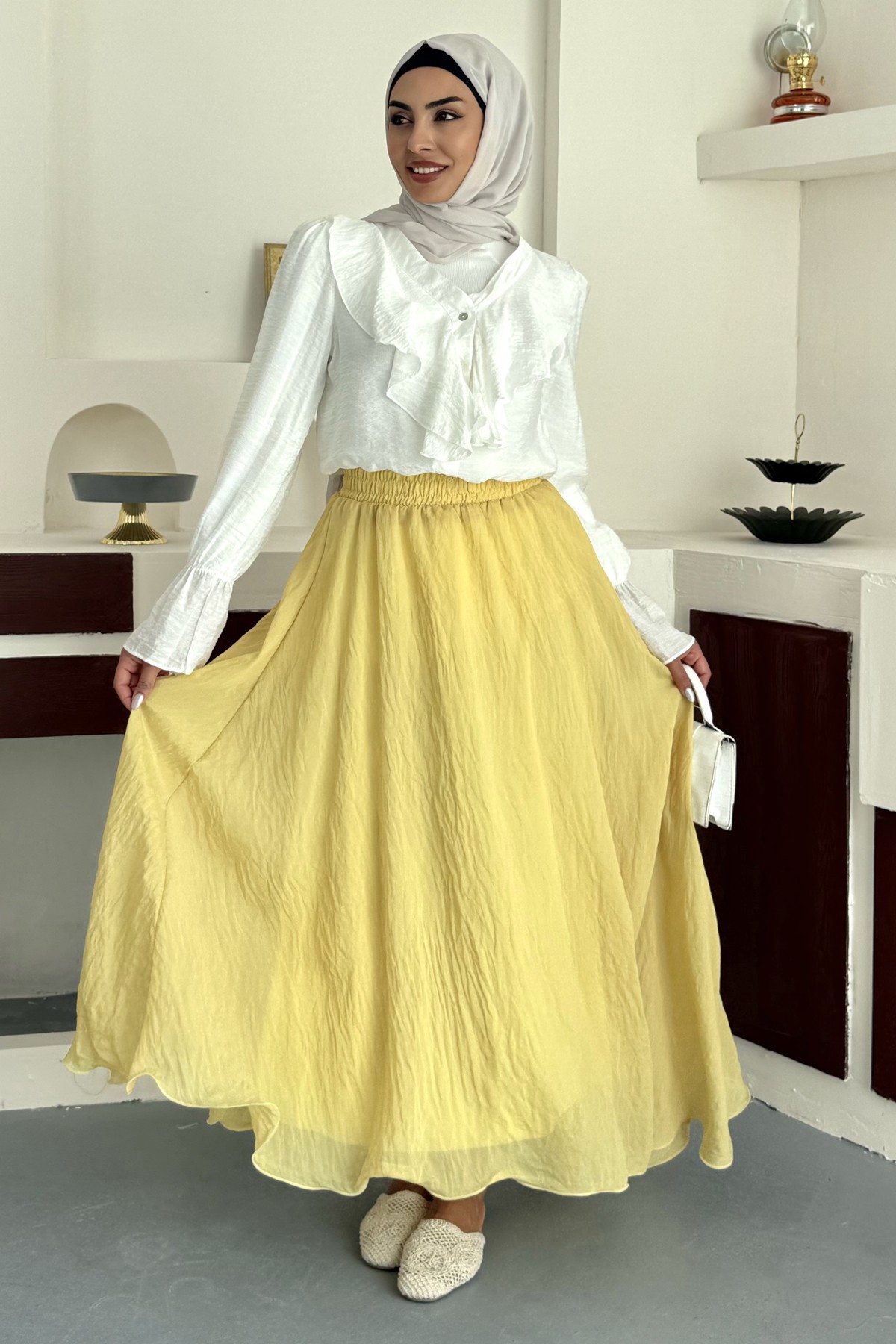 Sarı