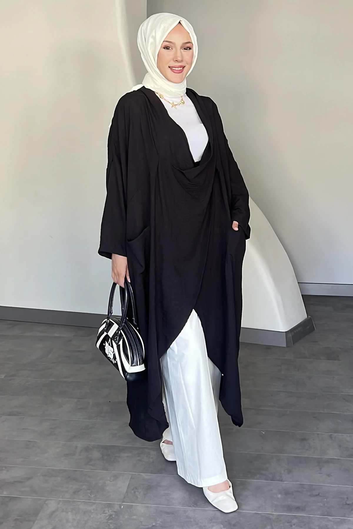 Boston Asimetrik Önü Çapraz Kap SMR-8591