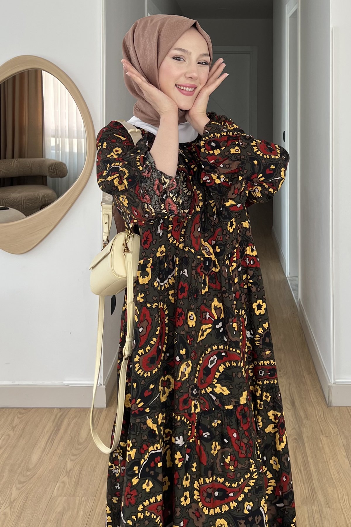 Madonna Yaka Şal Desen Elbise SK-8532