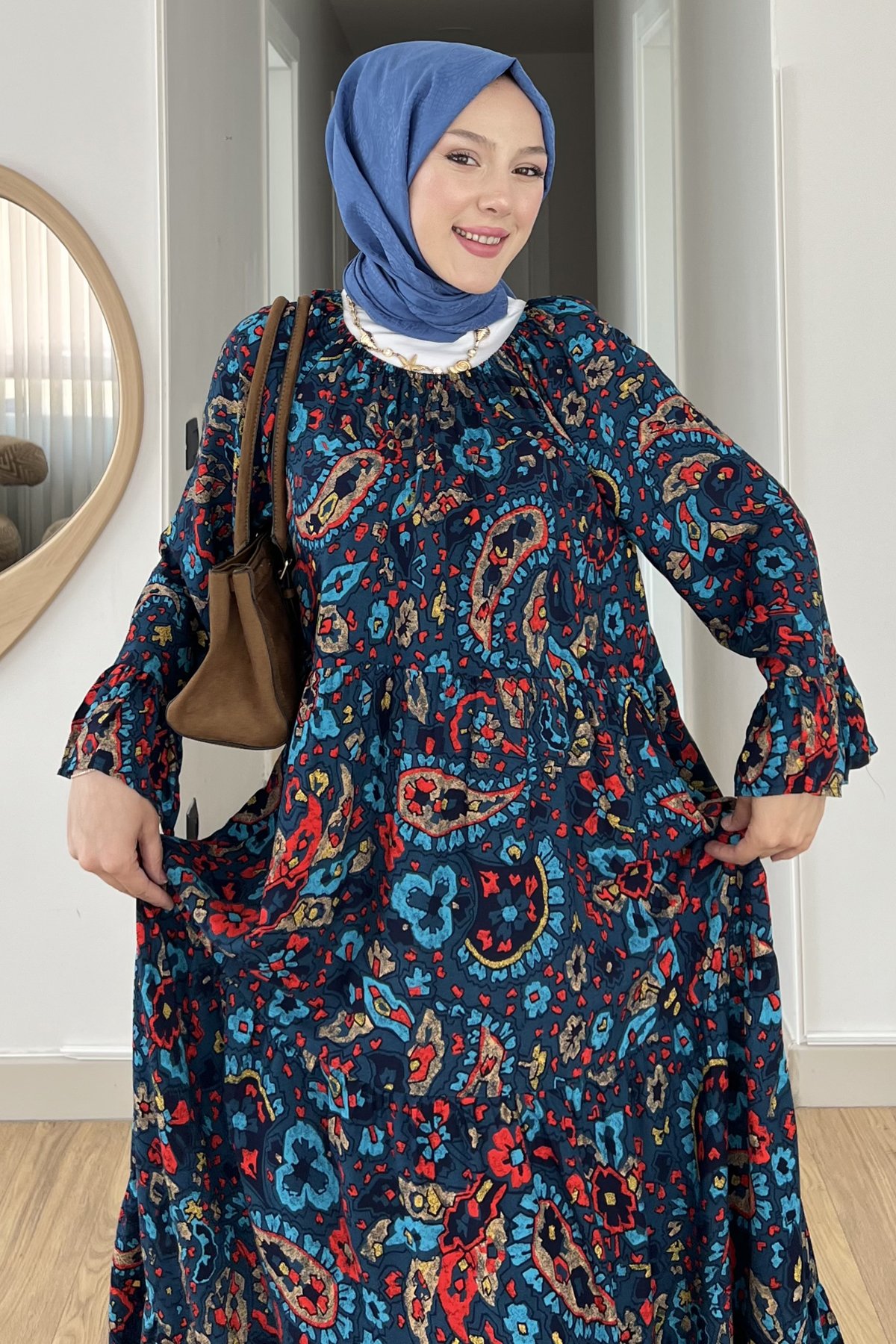 Madonna Yaka Şal Desen Elbise SK-8532