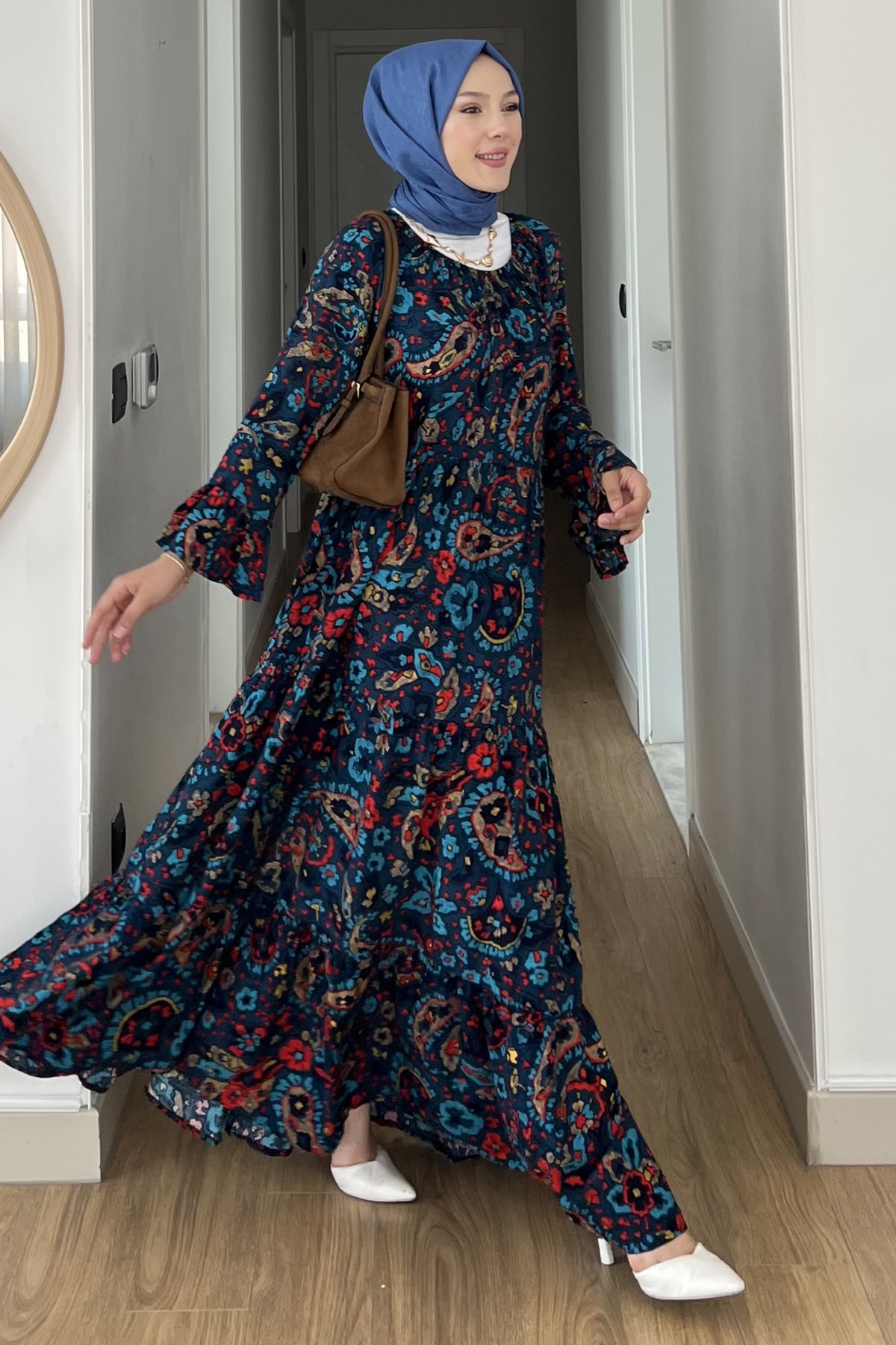 Madonna Yaka Şal Desen Elbise SK-8532