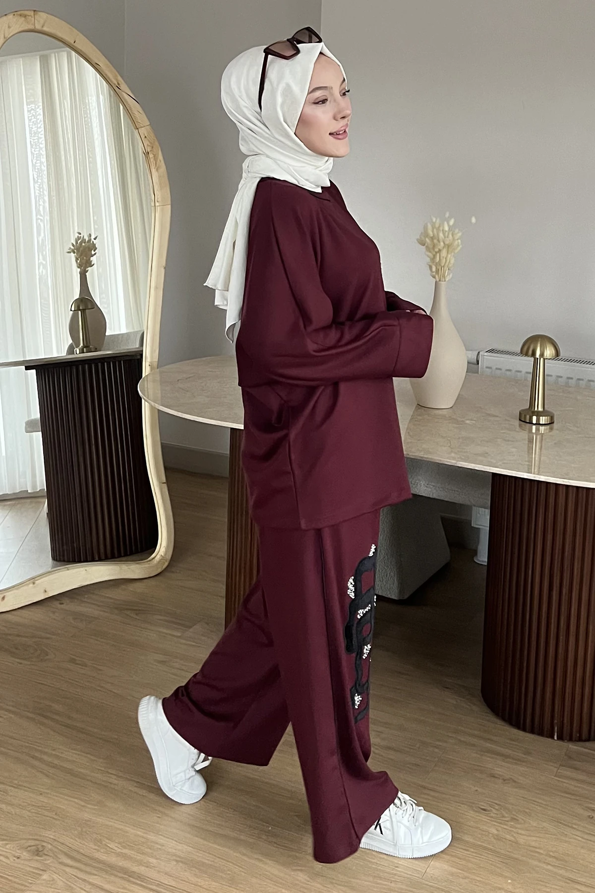 Crush Taş İşlemeli Süet Detaylı Eşofman Takımı SK-8635