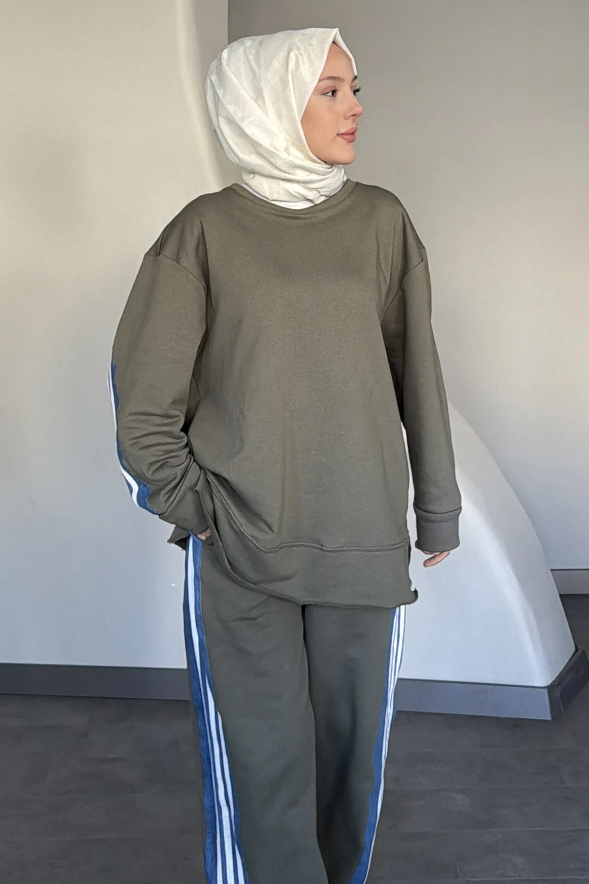 Movita Şeritli Üç İplik Eşofman Takımı SMR-8626