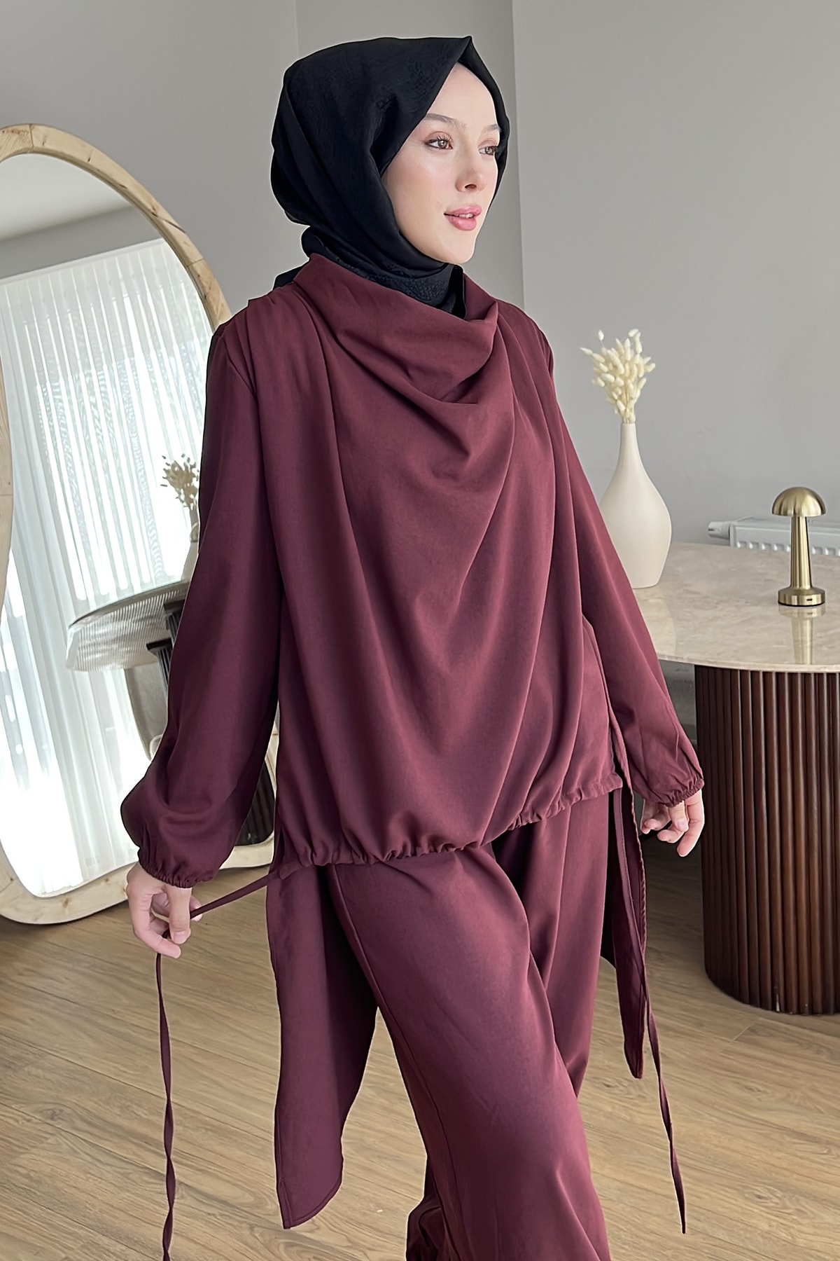 Clara İp Detaylı Yakalı Takım SK-8614