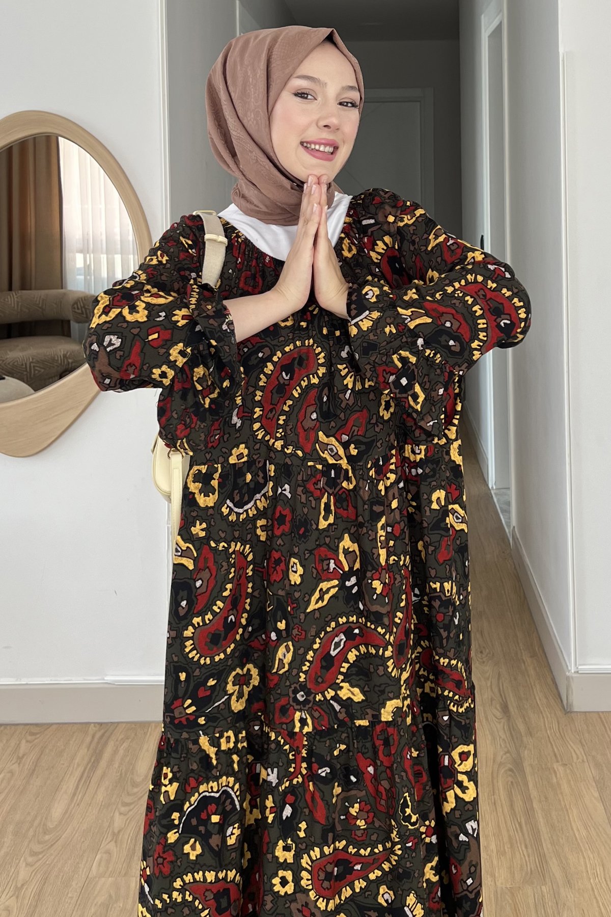 Madonna Yaka Şal Desen Elbise SK-8532