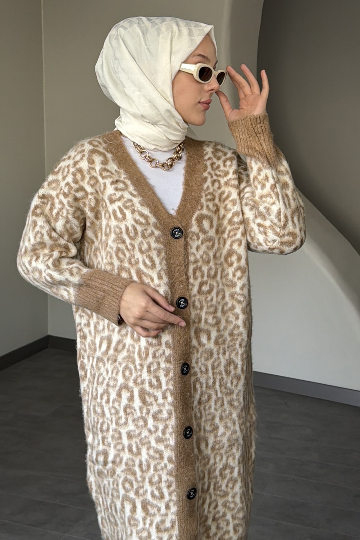 Çita Desenli Yünlü Düğme Detaylı Hırka SMR-8629