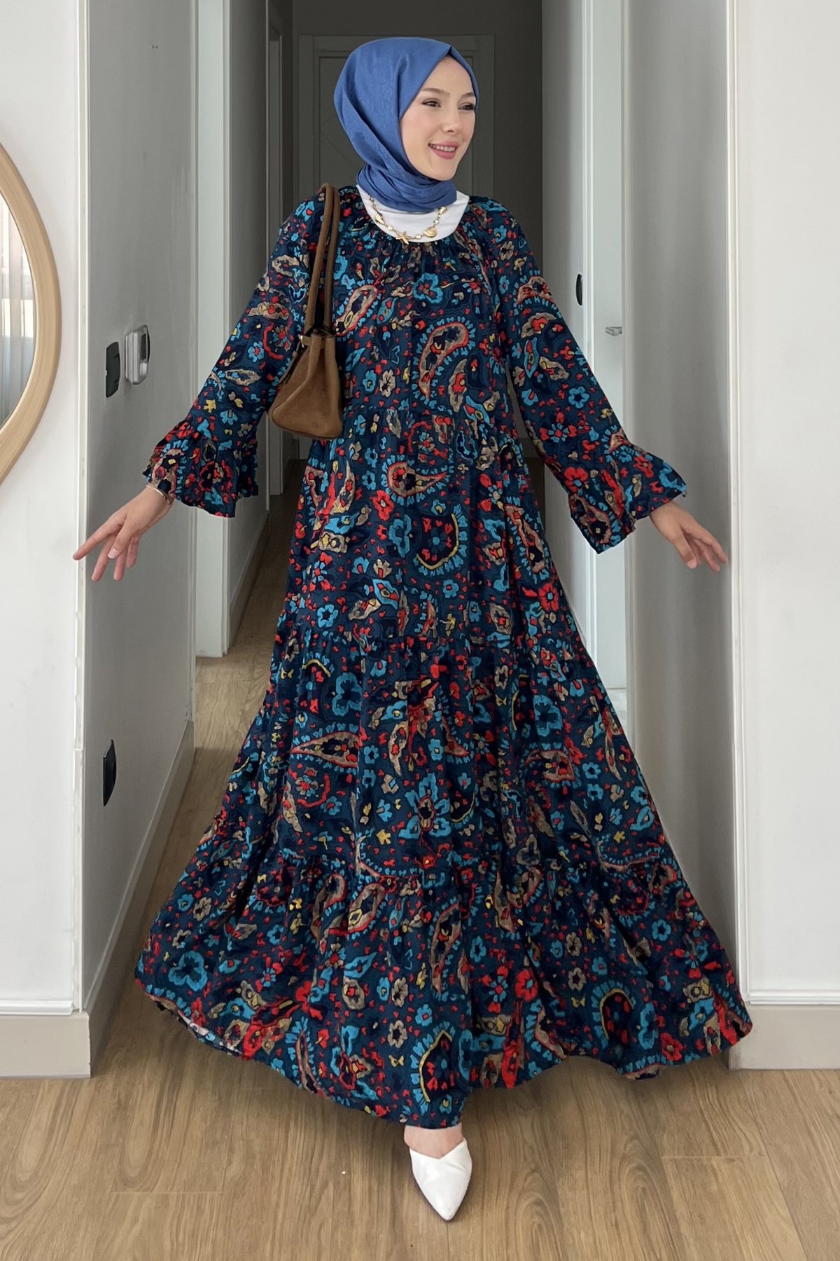 Madonna Yaka Şal Desen Elbise SK-8532