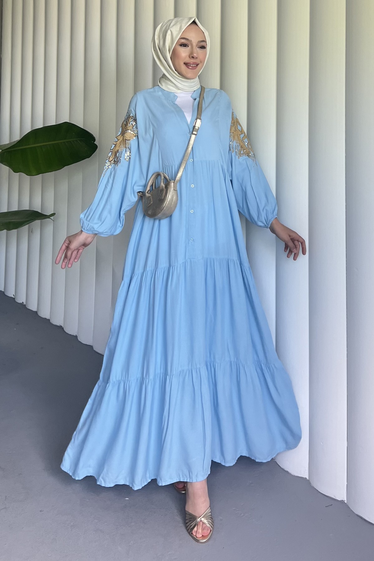 Gülfem Payet Nakışlı Yarım Düğmeli Elbise BST-8505