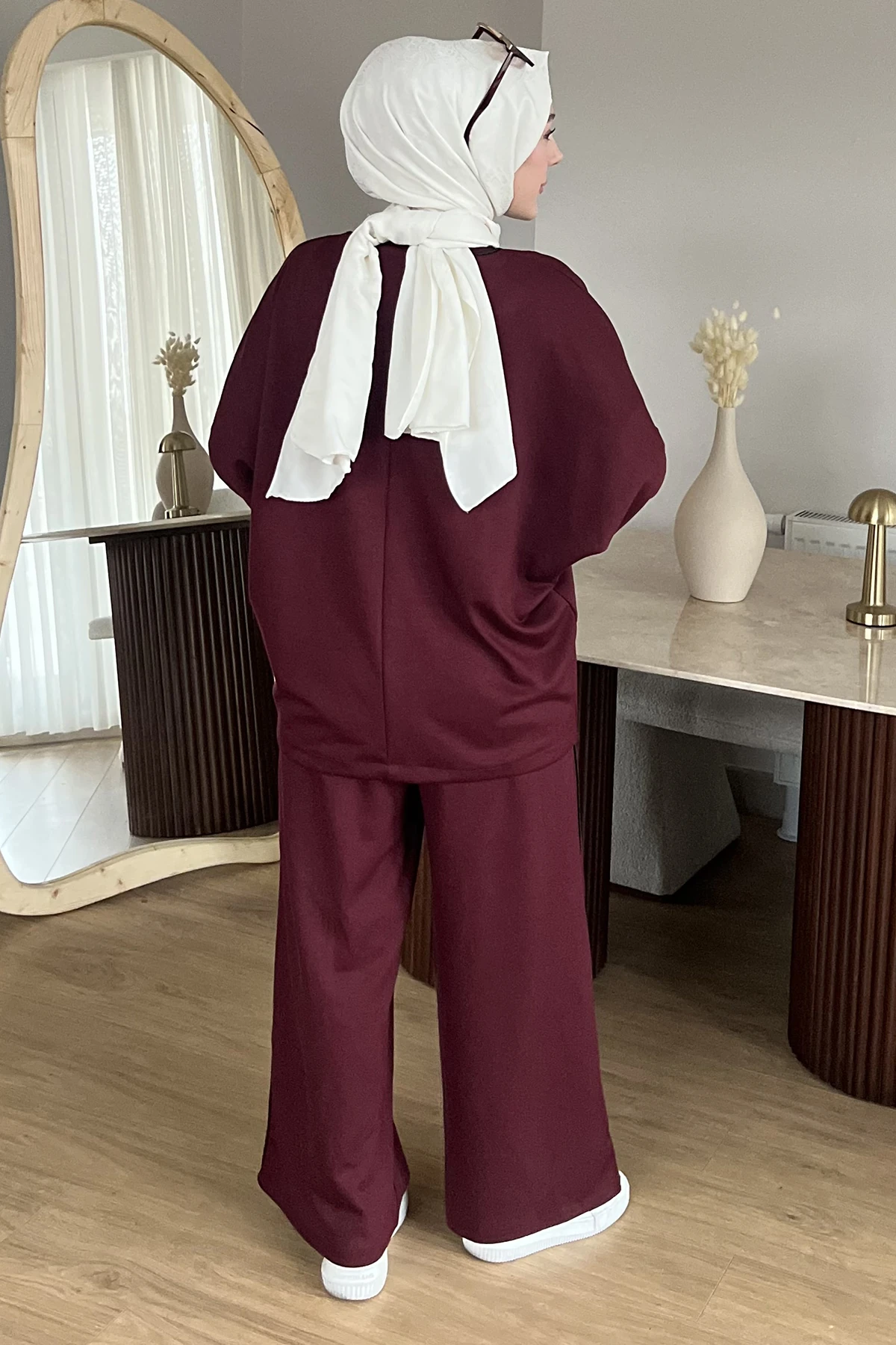 Crush Taş İşlemeli Süet Detaylı Eşofman Takımı SK-8635