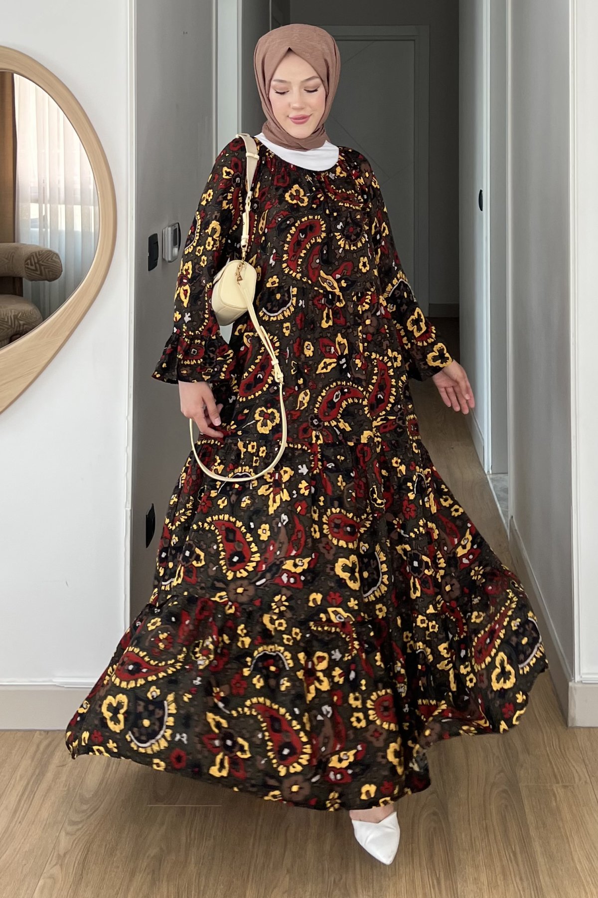 Madonna Yaka Şal Desen Elbise SK-8532