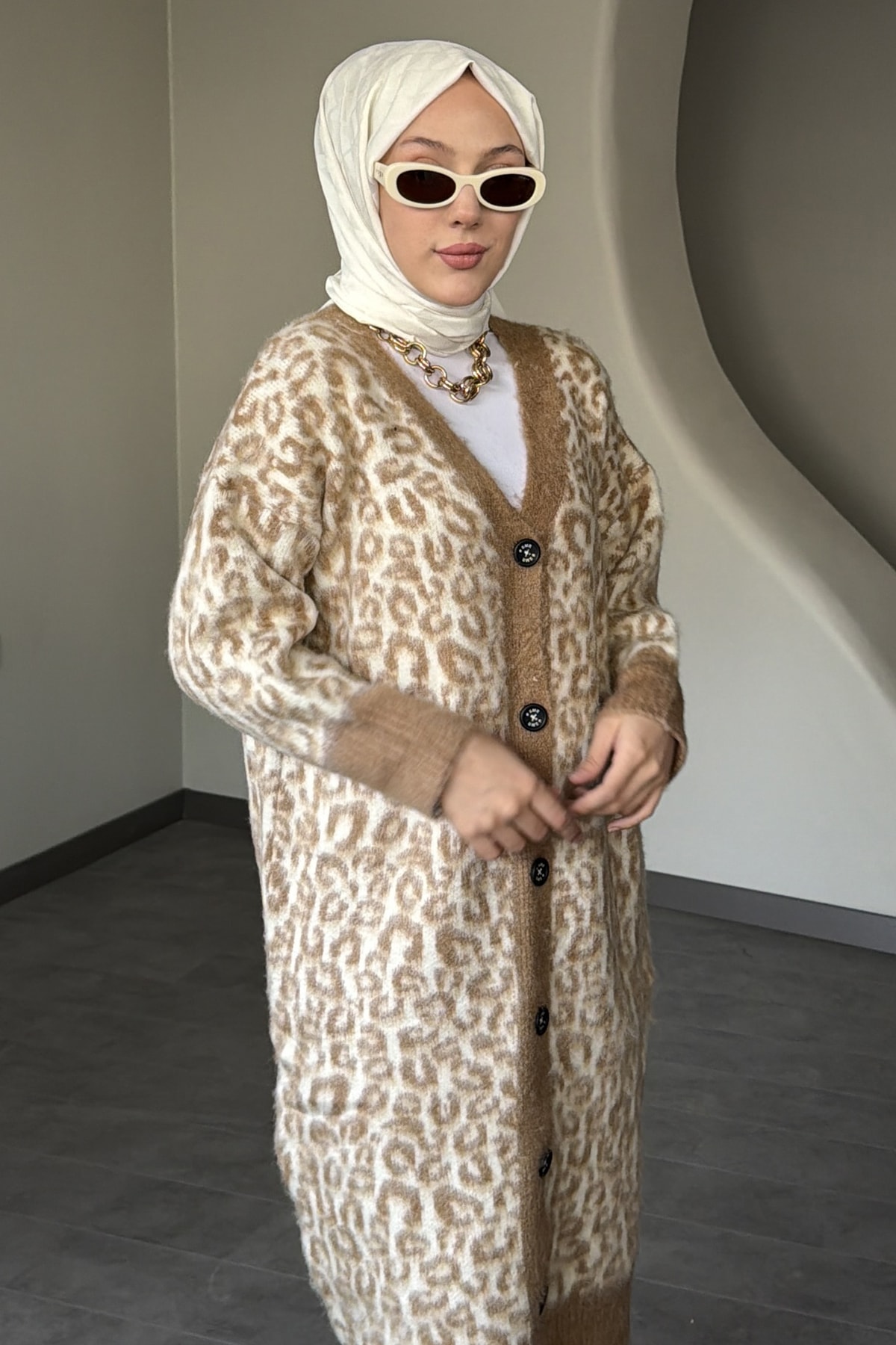 Çita Desenli Yünlü Düğme Detaylı Hırka SMR-8629