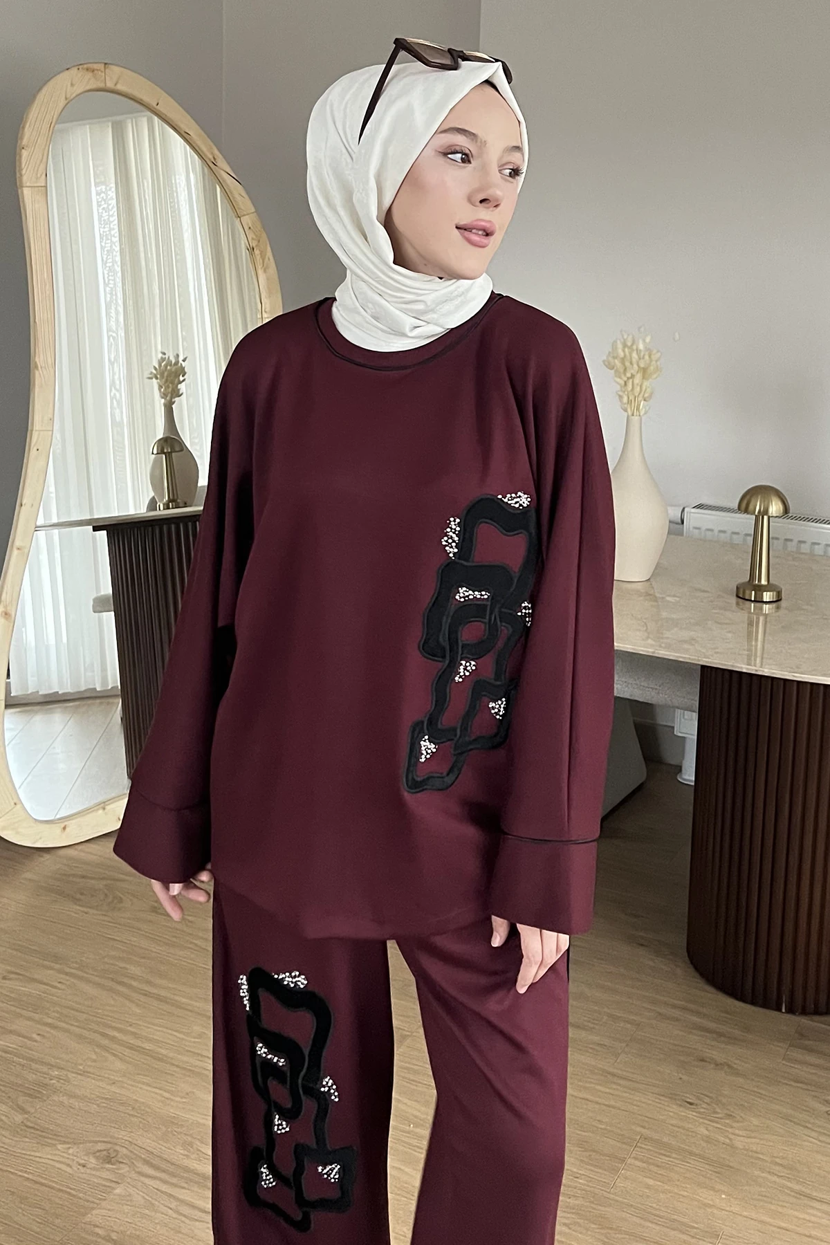 Crush Taş İşlemeli Süet Detaylı Eşofman Takımı SK-8635