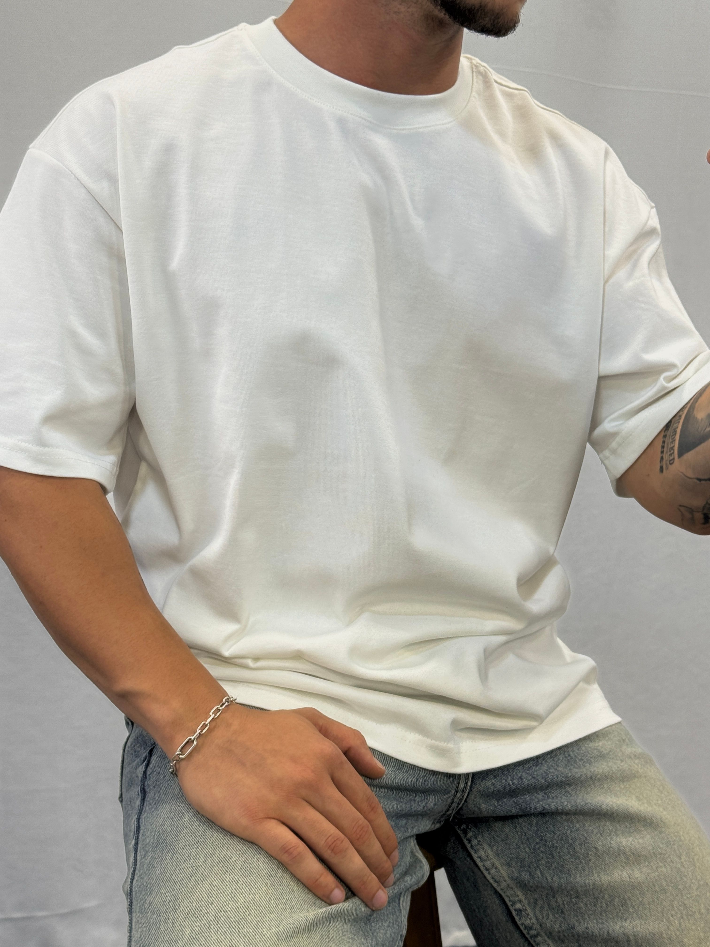 Giesto Oversize Fırça Kumaş Basic T-Shirt - BEYAZ