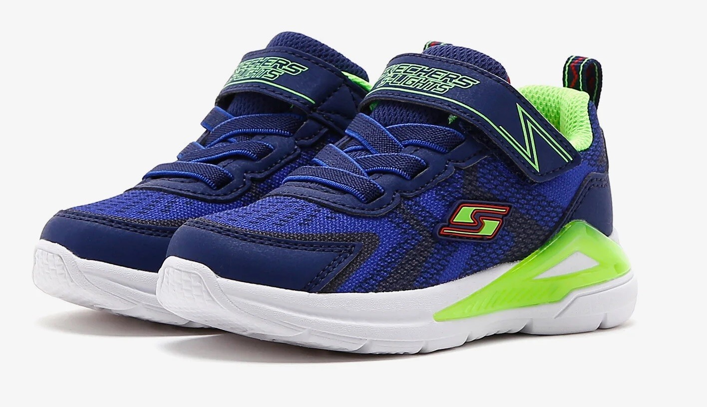 SKECHERS TRI-NAMICS