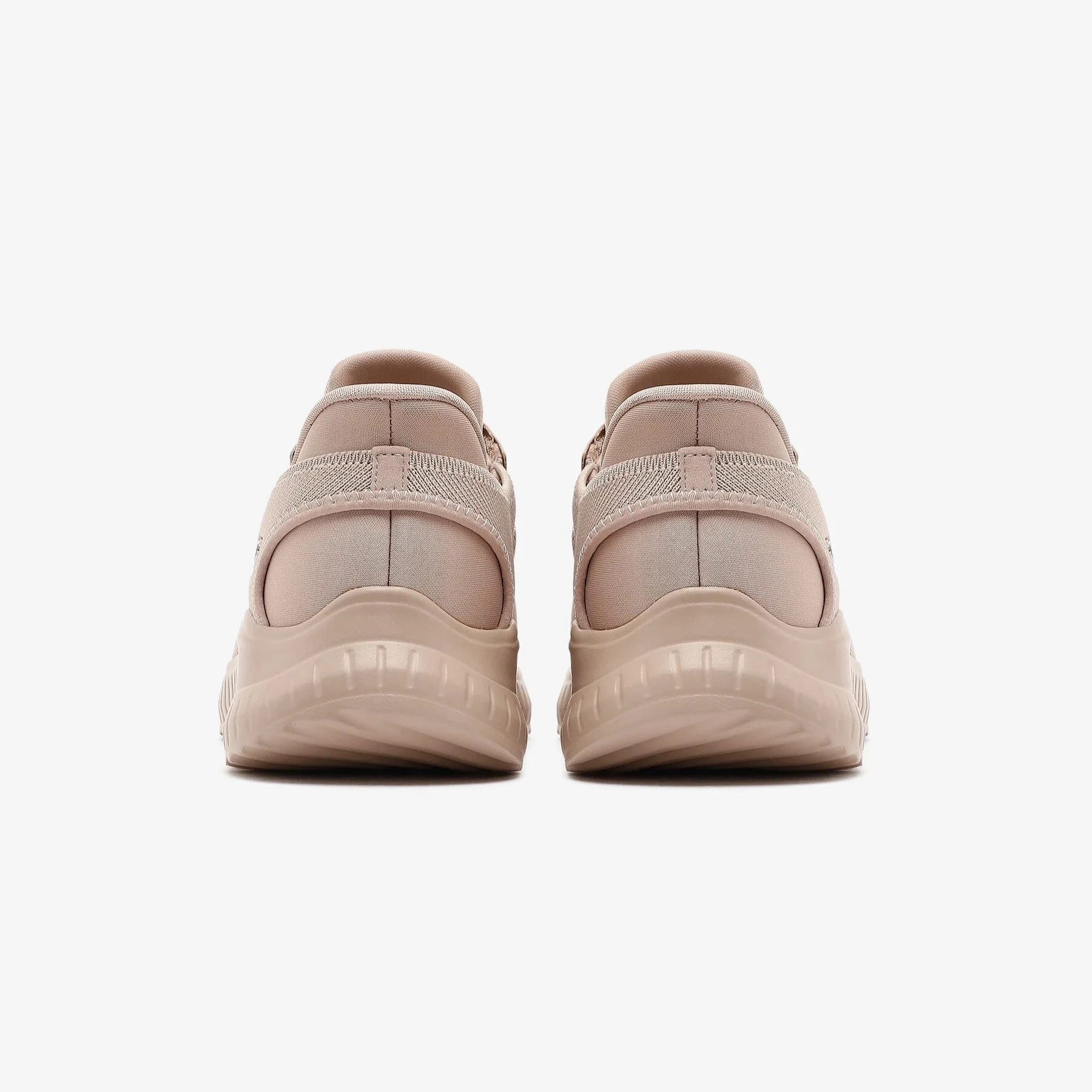 SKECHERS SLIP-INS:BOBS SPORT SQUAD