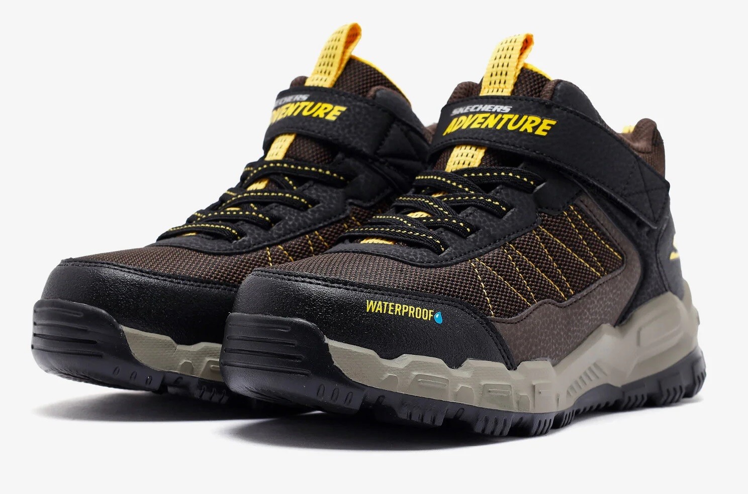 SKECHERS ADVENTURE TRACK