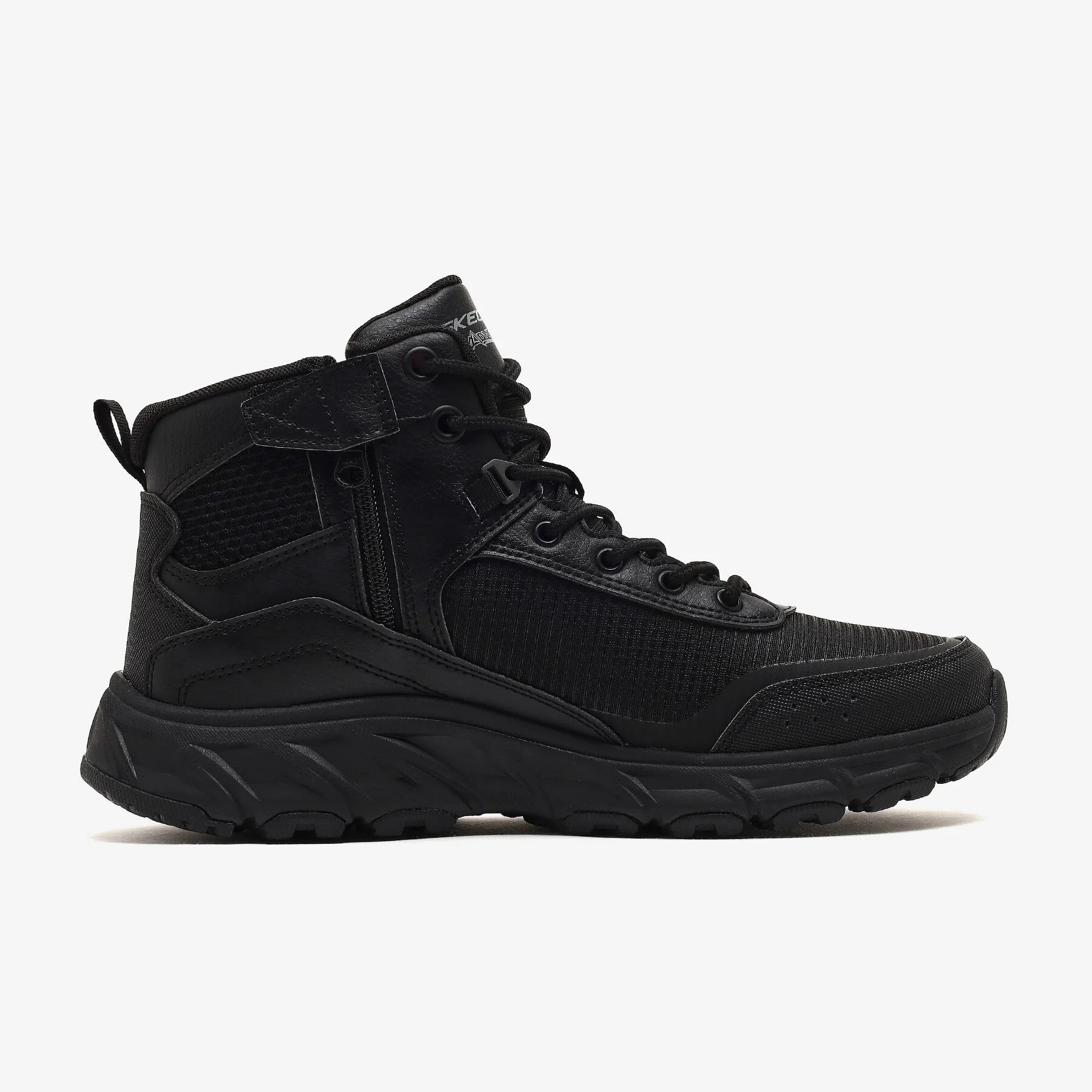 SKECHERS HILLCREST 2.0
