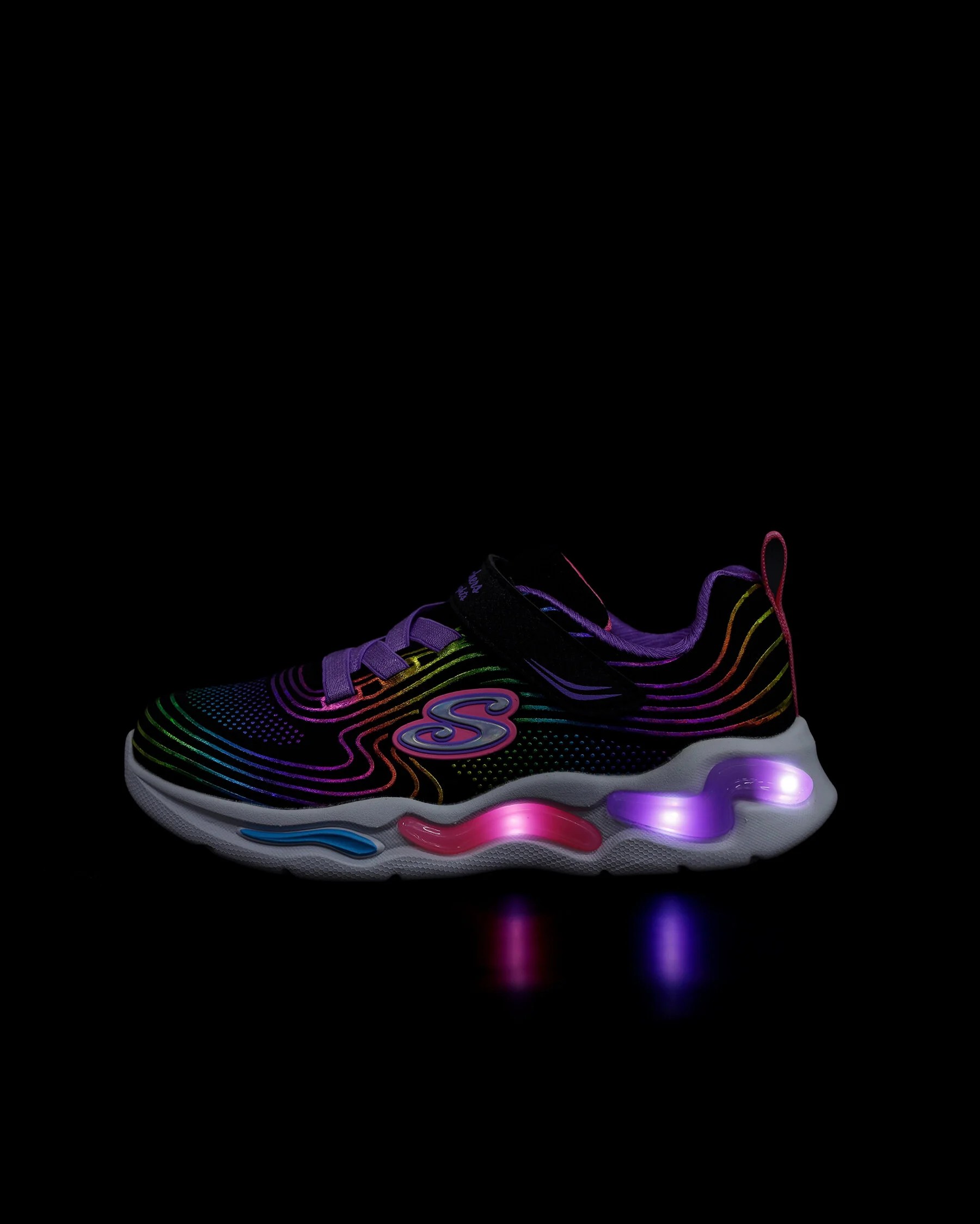 SKECHERS WAVY BEAMS