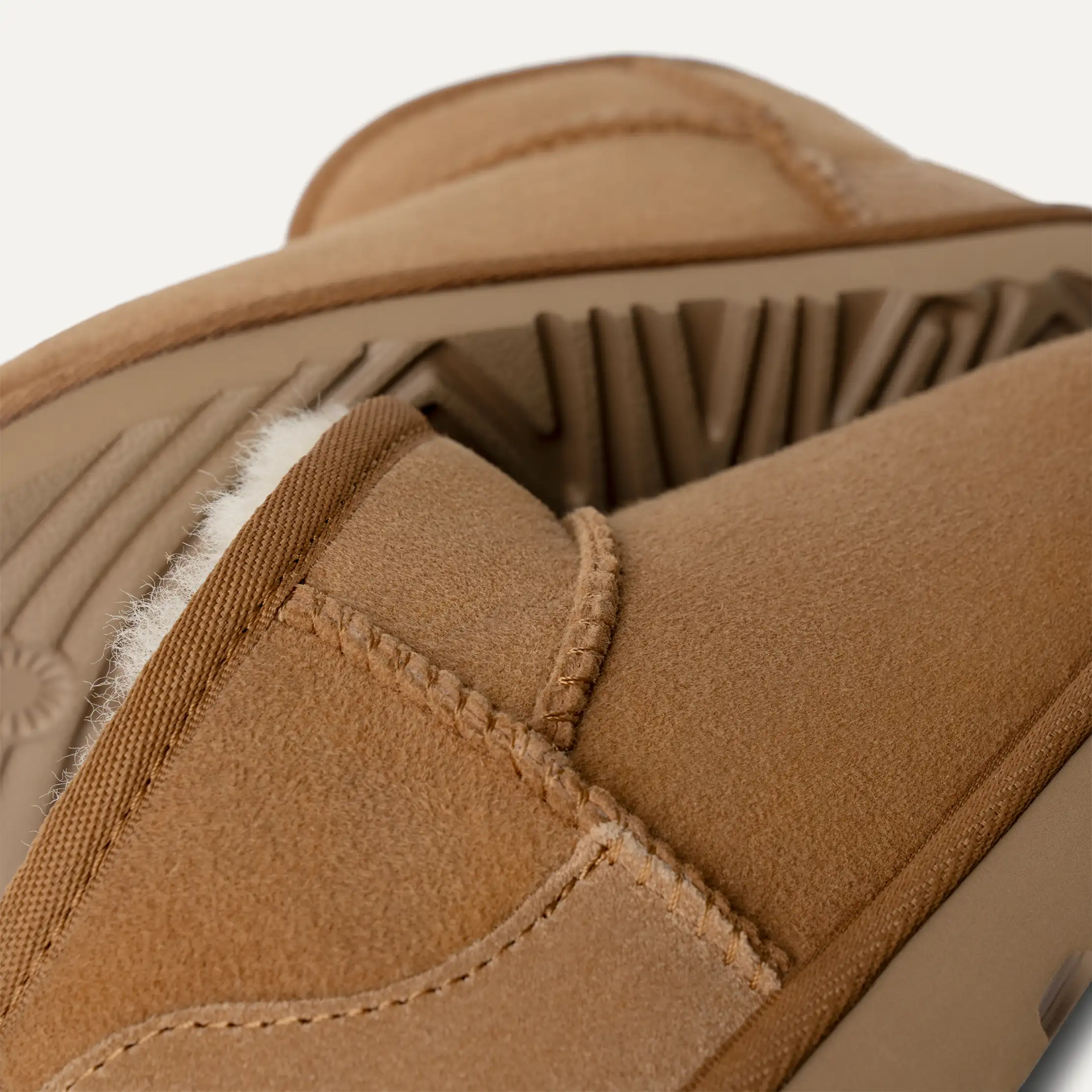 UGG K CLASSIC ULTRA MINI