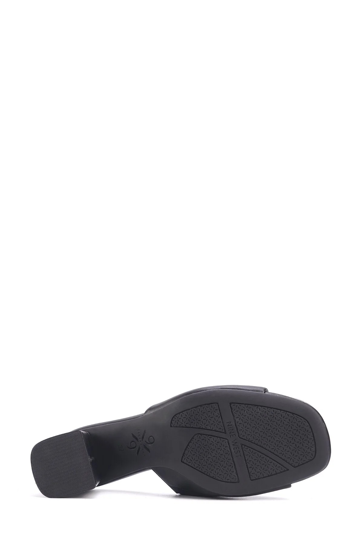 NINE WEST NASLA