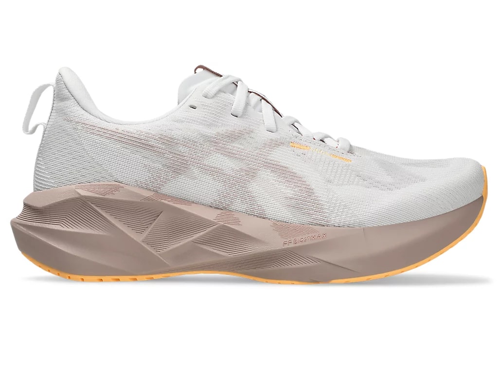 ASICS NOVABLAST 5