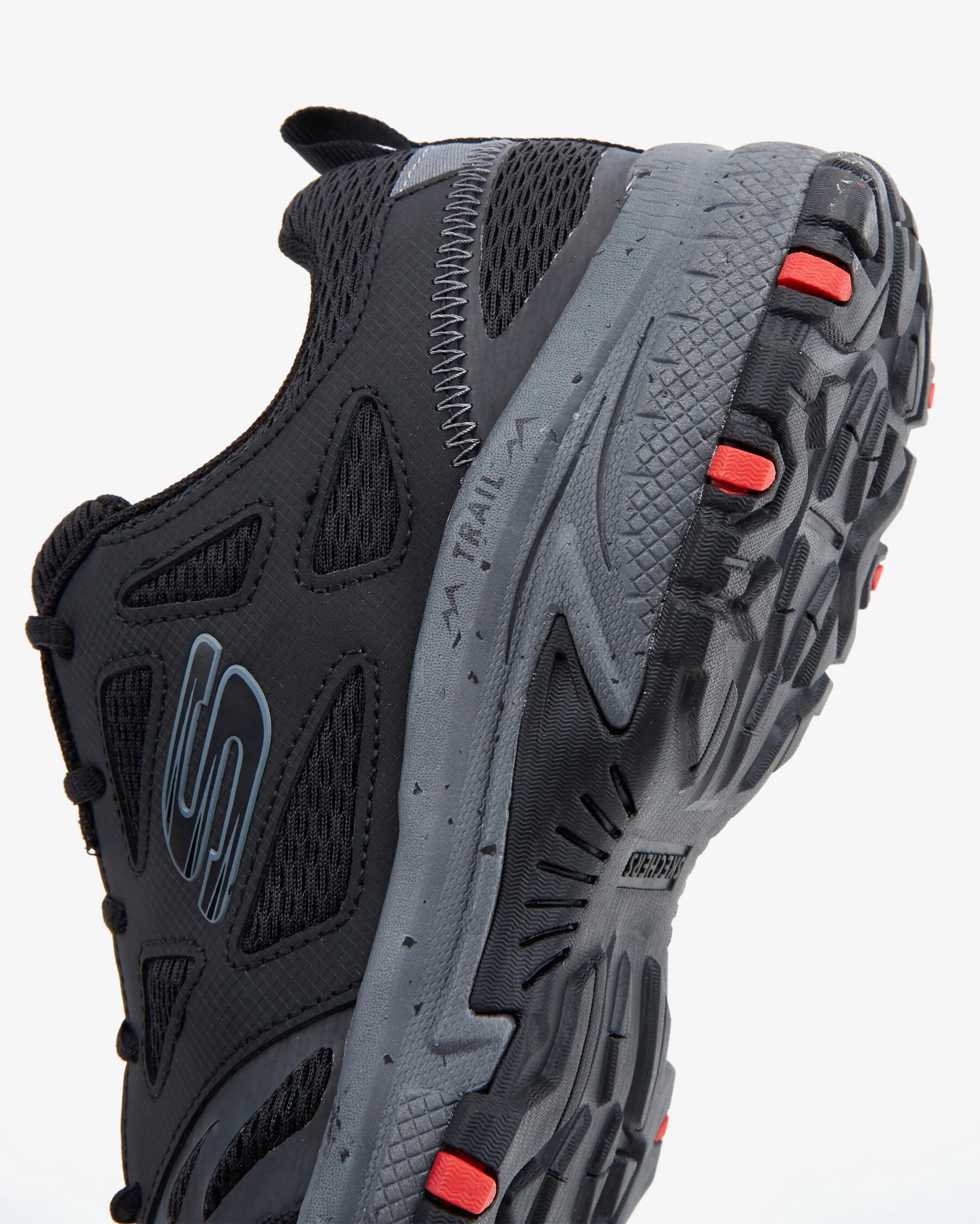 SKECHERS HILLCREST