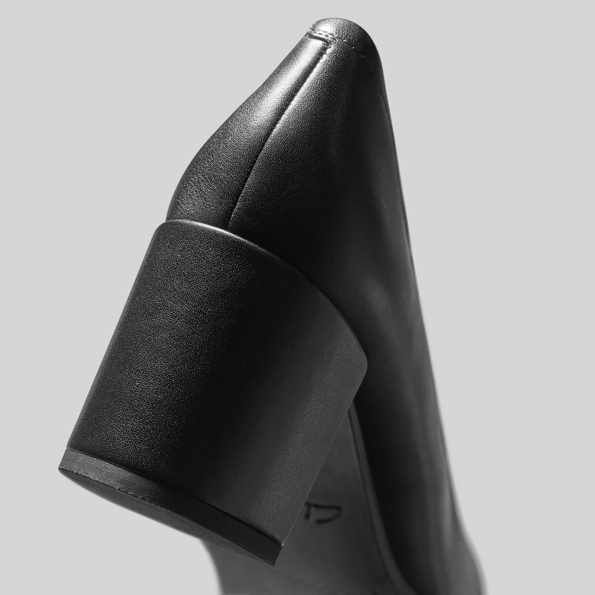 CLARKS FREVA 55 COURT